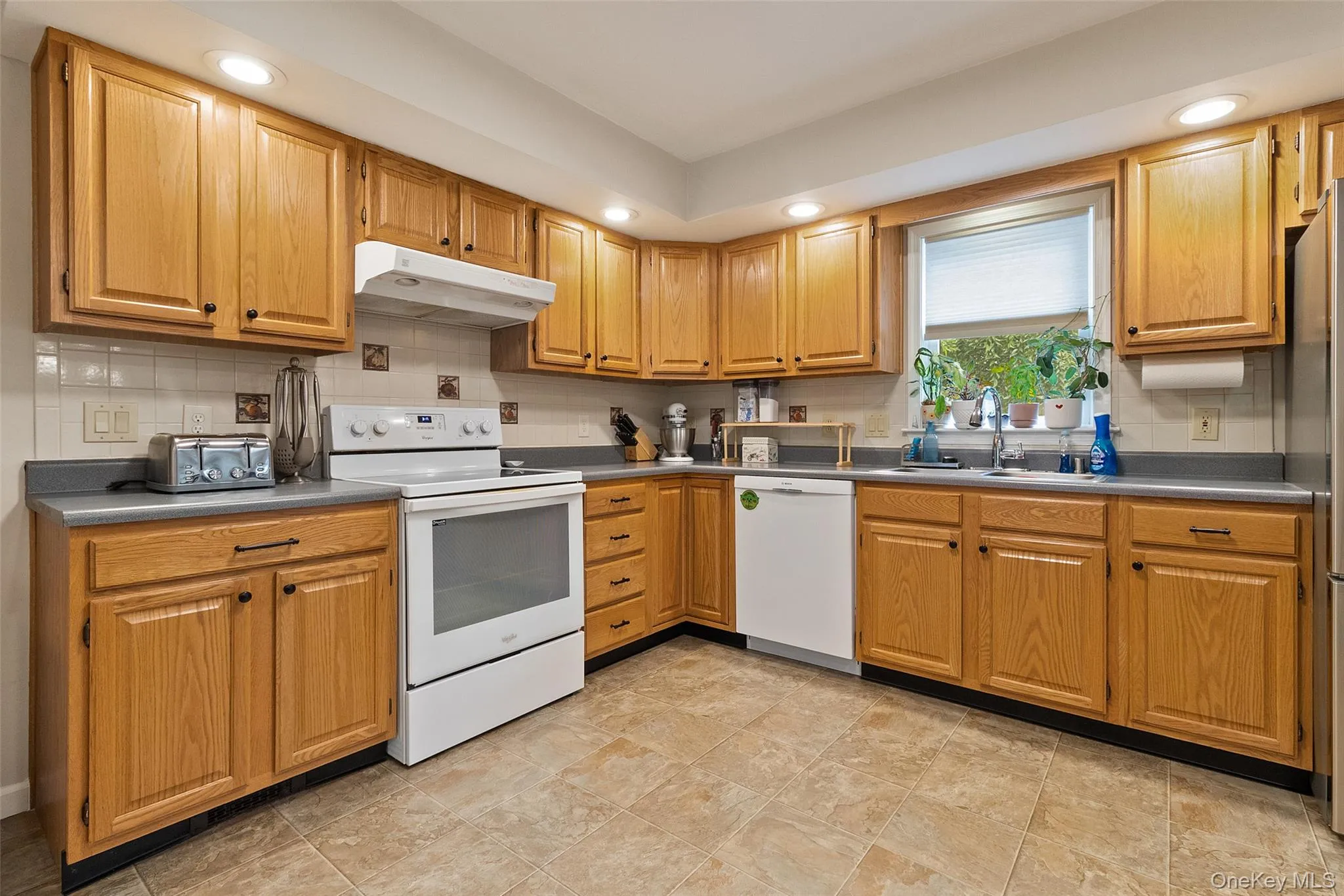20 Barger Street, Cortlandt, NY, 3 Bedrooms Bedrooms, 7 Rooms Rooms,2 BathroomsBathrooms,Residential,For Rent,Barger,0,1027371 20 Barger Street, Cortlandt, NY, 3 Bedrooms Bedrooms, 7 Rooms Rooms,2 BathroomsBathrooms,Residential,For Rent,Barger,0,1027371