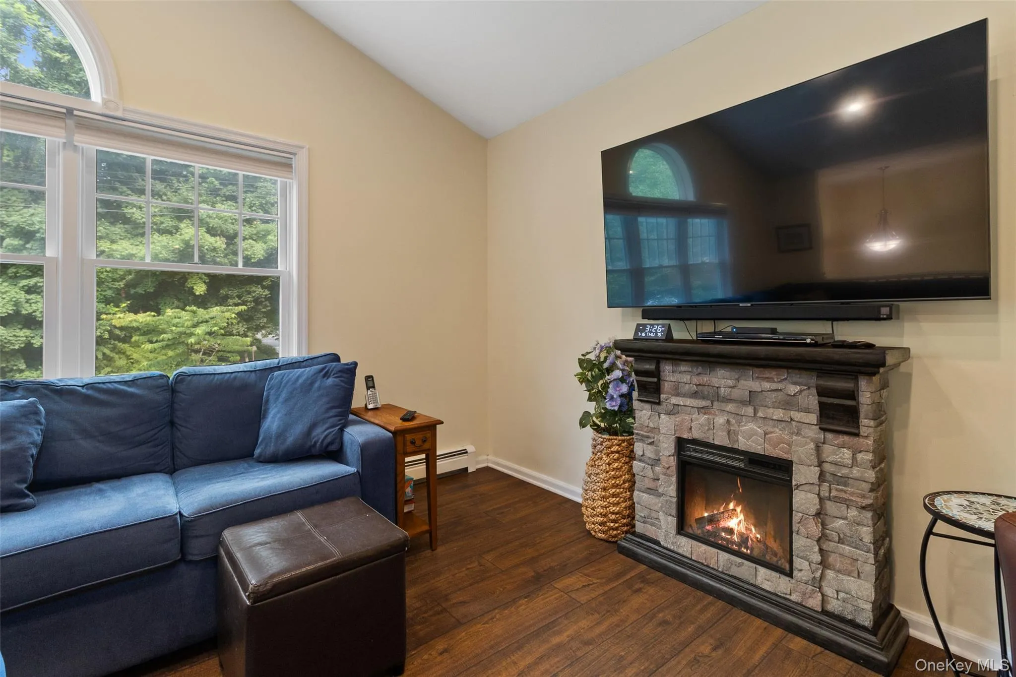 20 Barger Street, Cortlandt, NY, 3 Bedrooms Bedrooms, 7 Rooms Rooms,2 BathroomsBathrooms,Residential,For Rent,Barger,0,1027371 20 Barger Street, Cortlandt, NY, 3 Bedrooms Bedrooms, 7 Rooms Rooms,2 BathroomsBathrooms,Residential,For Rent,Barger,0,1027371