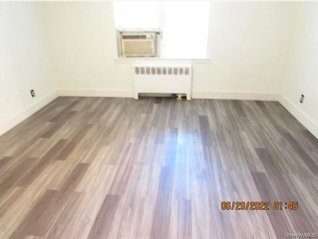 1531 Central Park Avenue, Yonkers, NY, 1 Bedroom Bedrooms, 3 Rooms Rooms,1 BathroomBathrooms,Residential Lease,For Rent,Central Park,0,1027373 1531 Central Park Avenue, Yonkers, NY, 1 Bedroom Bedrooms, 3 Rooms Rooms,1 BathroomBathrooms,Residential Lease,For Rent,Central Park,0,1027373