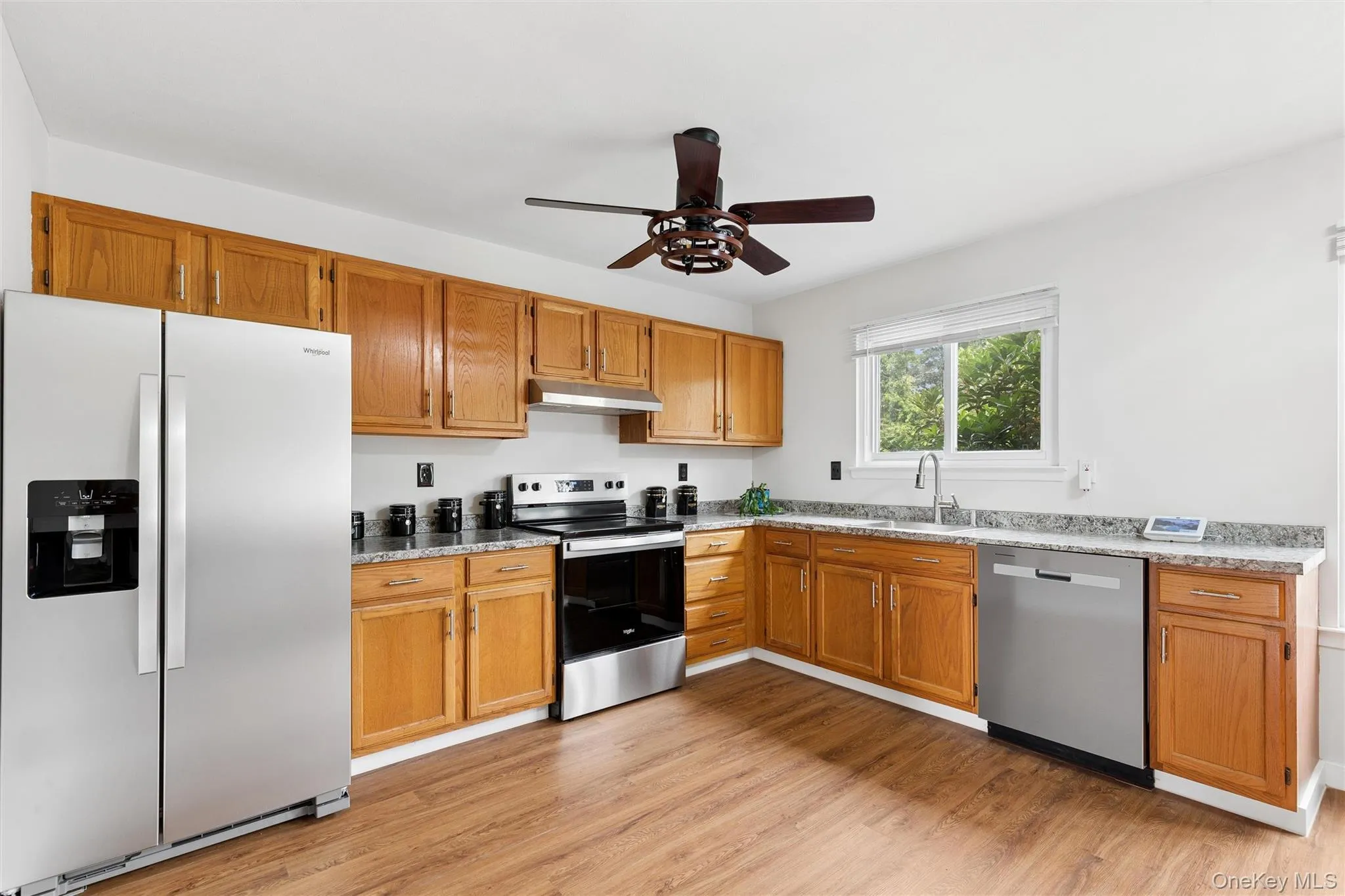 98 Constable Drive, Riverhead, NY, 3 Bedrooms Bedrooms, 6 Rooms Rooms,2 BathroomsBathrooms,Residential,For Rent,Constable,0,1027374 98 Constable Drive, Riverhead, NY, 3 Bedrooms Bedrooms, 6 Rooms Rooms,2 BathroomsBathrooms,Residential,For Rent,Constable,0,1027374