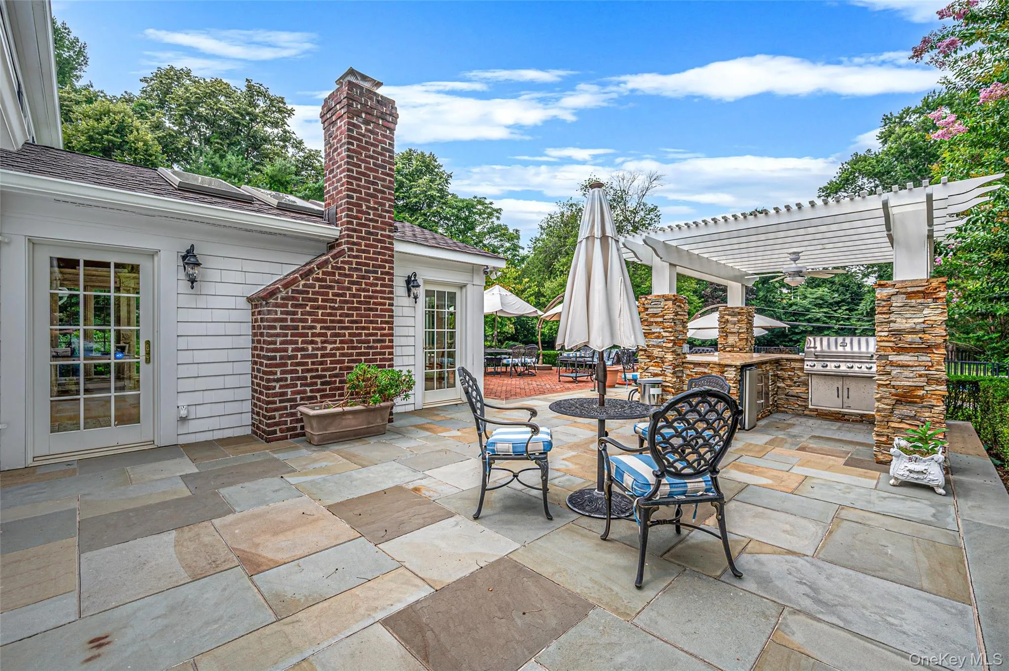 15 Dogwood Hill, Oyster Bay, NY, 5 Bedrooms Bedrooms, 11 Rooms Rooms,3 BathroomsBathrooms,Residential,For Rent,Dogwood,0,1027379 15 Dogwood Hill, Oyster Bay, NY, 5 Bedrooms Bedrooms, 11 Rooms Rooms,3 BathroomsBathrooms,Residential,For Rent,Dogwood,0,1027379