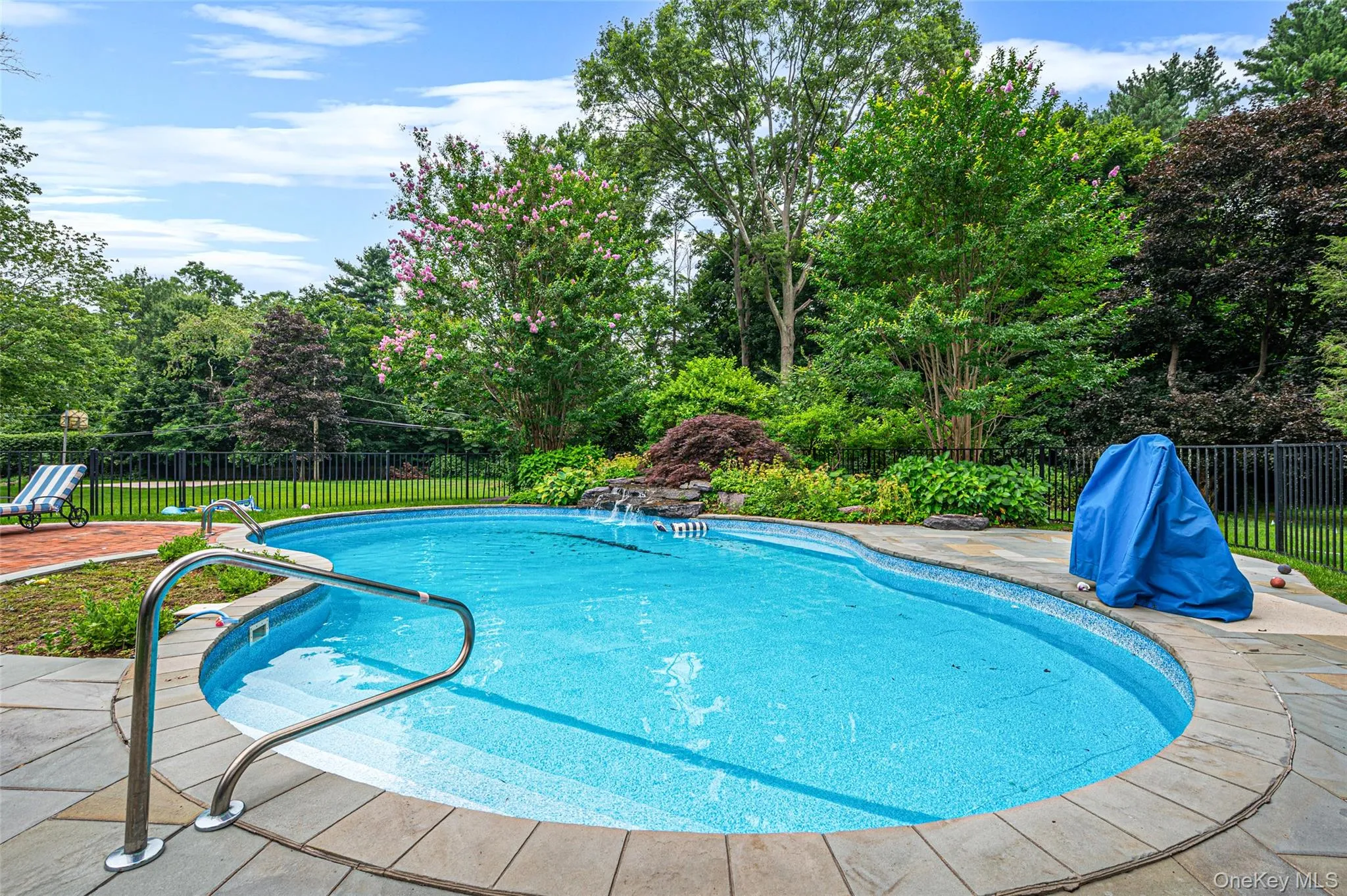 15 Dogwood Hill, Oyster Bay, NY, 5 Bedrooms Bedrooms, 11 Rooms Rooms,3 BathroomsBathrooms,Residential,For Rent,Dogwood,0,1027379 15 Dogwood Hill, Oyster Bay, NY, 5 Bedrooms Bedrooms, 11 Rooms Rooms,3 BathroomsBathrooms,Residential,For Rent,Dogwood,0,1027379
