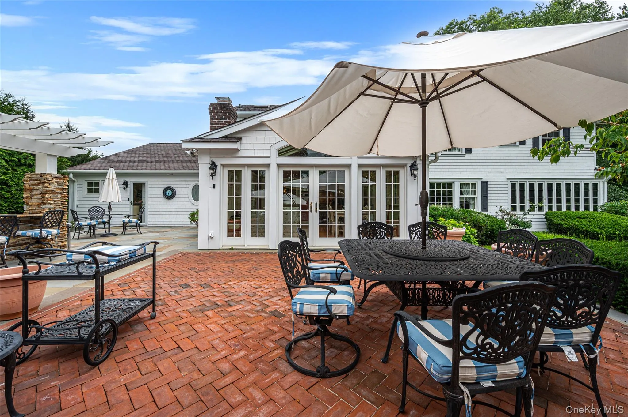 15 Dogwood Hill, Oyster Bay, NY, 5 Bedrooms Bedrooms, 11 Rooms Rooms,3 BathroomsBathrooms,Residential,For Rent,Dogwood,0,1027379 15 Dogwood Hill, Oyster Bay, NY, 5 Bedrooms Bedrooms, 11 Rooms Rooms,3 BathroomsBathrooms,Residential,For Rent,Dogwood,0,1027379