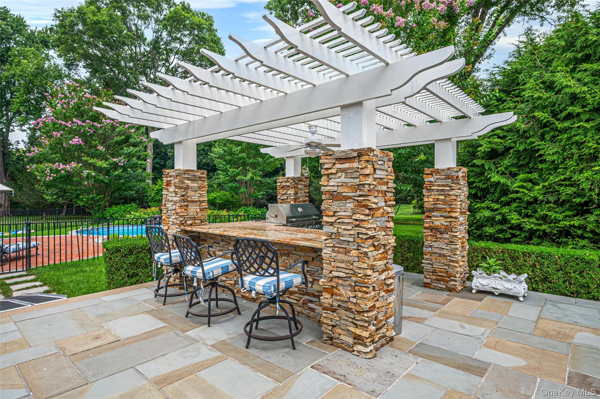15 Dogwood Hill, Oyster Bay, NY, 5 Bedrooms Bedrooms, 11 Rooms Rooms,3 BathroomsBathrooms,Residential,For Rent,Dogwood,0,1027379 15 Dogwood Hill, Oyster Bay, NY, 5 Bedrooms Bedrooms, 11 Rooms Rooms,3 BathroomsBathrooms,Residential,For Rent,Dogwood,0,1027379
