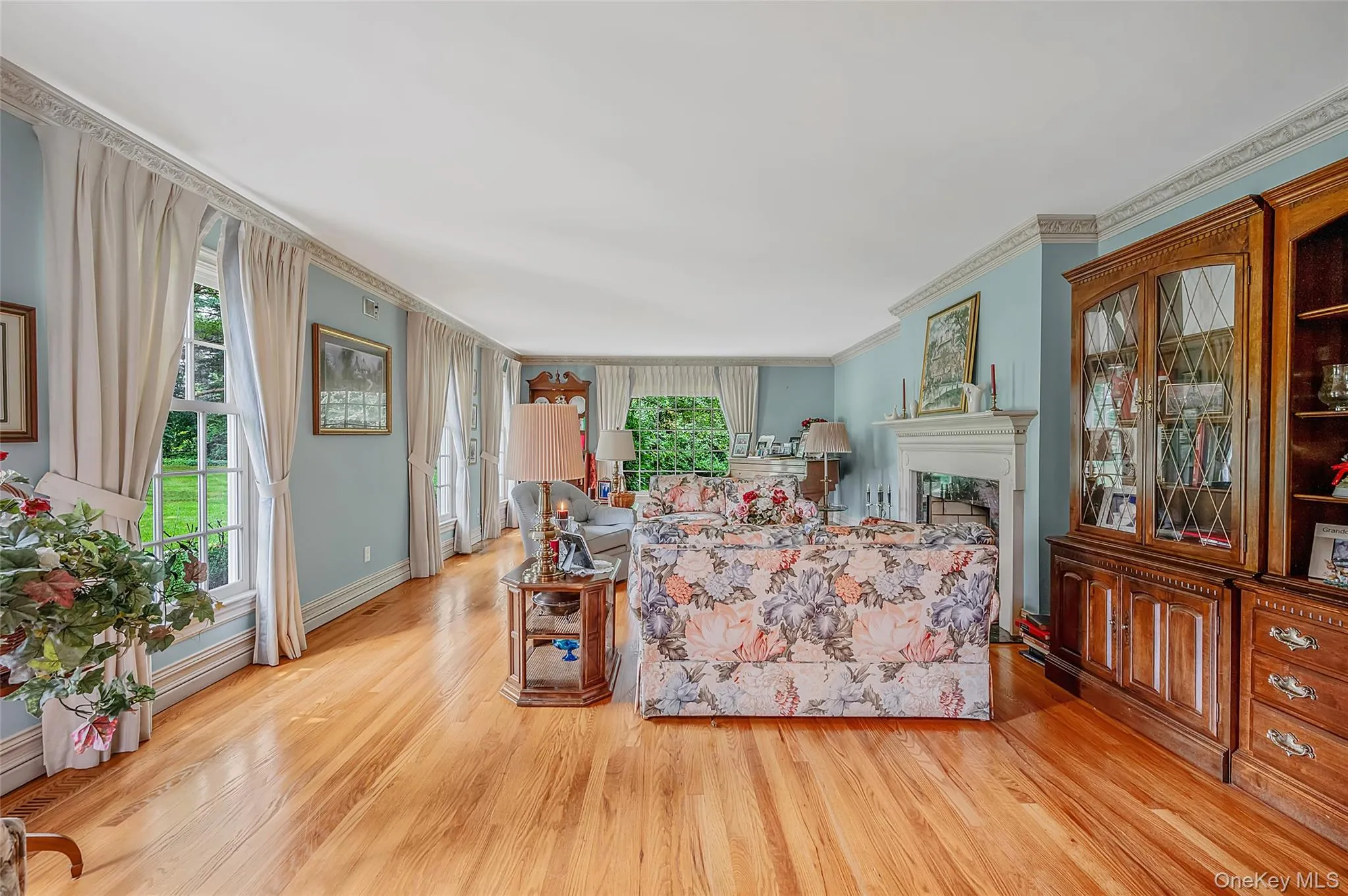 15 Dogwood Hill, Oyster Bay, NY, 5 Bedrooms Bedrooms, 11 Rooms Rooms,3 BathroomsBathrooms,Residential,For Rent,Dogwood,0,1027379 15 Dogwood Hill, Oyster Bay, NY, 5 Bedrooms Bedrooms, 11 Rooms Rooms,3 BathroomsBathrooms,Residential,For Rent,Dogwood,0,1027379