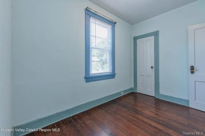 288 Washington Avenue, Kingston, NY, 4 Bedrooms Bedrooms, 7 Rooms Rooms,1 BathroomBathrooms,Residential,For Rent,Washington,0,1027387 288 Washington Avenue, Kingston, NY, 4 Bedrooms Bedrooms, 7 Rooms Rooms,1 BathroomBathrooms,Residential,For Rent,Washington,0,1027387