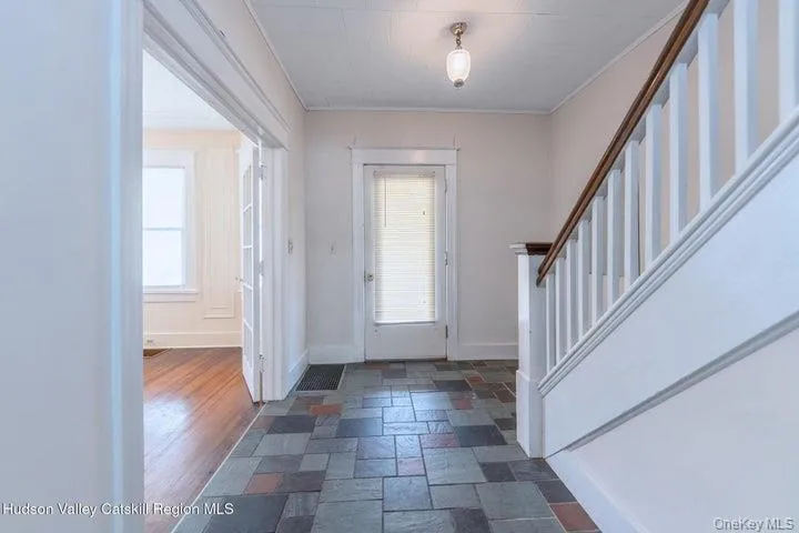 288 Washington Avenue, Kingston, NY, 4 Bedrooms Bedrooms, 7 Rooms Rooms,1 BathroomBathrooms,Residential,For Rent,Washington,0,1027387 288 Washington Avenue, Kingston, NY, 4 Bedrooms Bedrooms, 7 Rooms Rooms,1 BathroomBathrooms,Residential,For Rent,Washington,0,1027387