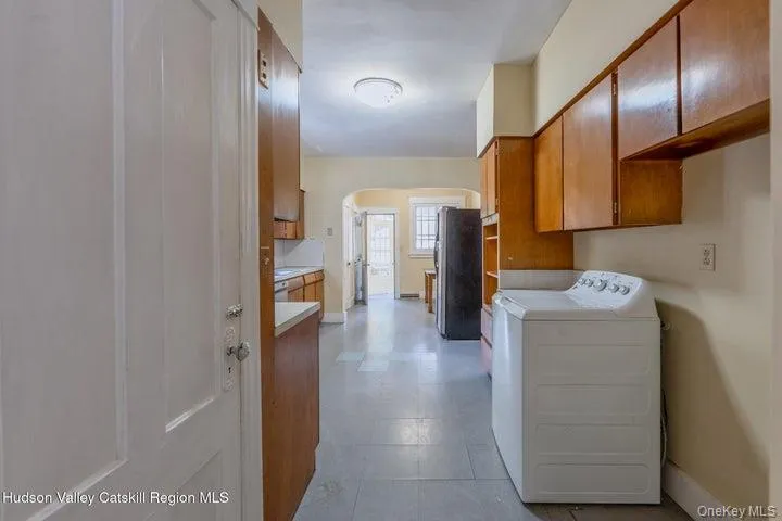 288 Washington Avenue, Kingston, NY, 4 Bedrooms Bedrooms, 7 Rooms Rooms,1 BathroomBathrooms,Residential,For Rent,Washington,0,1027387 288 Washington Avenue, Kingston, NY, 4 Bedrooms Bedrooms, 7 Rooms Rooms,1 BathroomBathrooms,Residential,For Rent,Washington,0,1027387