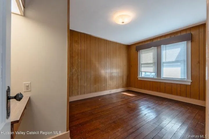 288 Washington Avenue, Kingston, NY, 4 Bedrooms Bedrooms, 7 Rooms Rooms,1 BathroomBathrooms,Residential,For Rent,Washington,0,1027387 288 Washington Avenue, Kingston, NY, 4 Bedrooms Bedrooms, 7 Rooms Rooms,1 BathroomBathrooms,Residential,For Rent,Washington,0,1027387