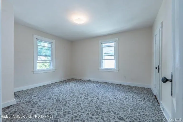 288 Washington Avenue, Kingston, NY, 4 Bedrooms Bedrooms, 7 Rooms Rooms,1 BathroomBathrooms,Residential,For Rent,Washington,0,1027387 288 Washington Avenue, Kingston, NY, 4 Bedrooms Bedrooms, 7 Rooms Rooms,1 BathroomBathrooms,Residential,For Rent,Washington,0,1027387