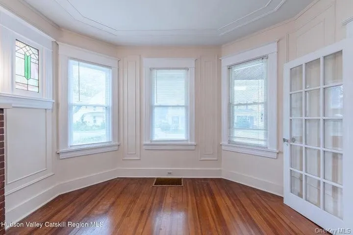 288 Washington Avenue, Kingston, NY, 4 Bedrooms Bedrooms, 7 Rooms Rooms,1 BathroomBathrooms,Residential,For Rent,Washington,0,1027387 288 Washington Avenue, Kingston, NY, 4 Bedrooms Bedrooms, 7 Rooms Rooms,1 BathroomBathrooms,Residential,For Rent,Washington,0,1027387