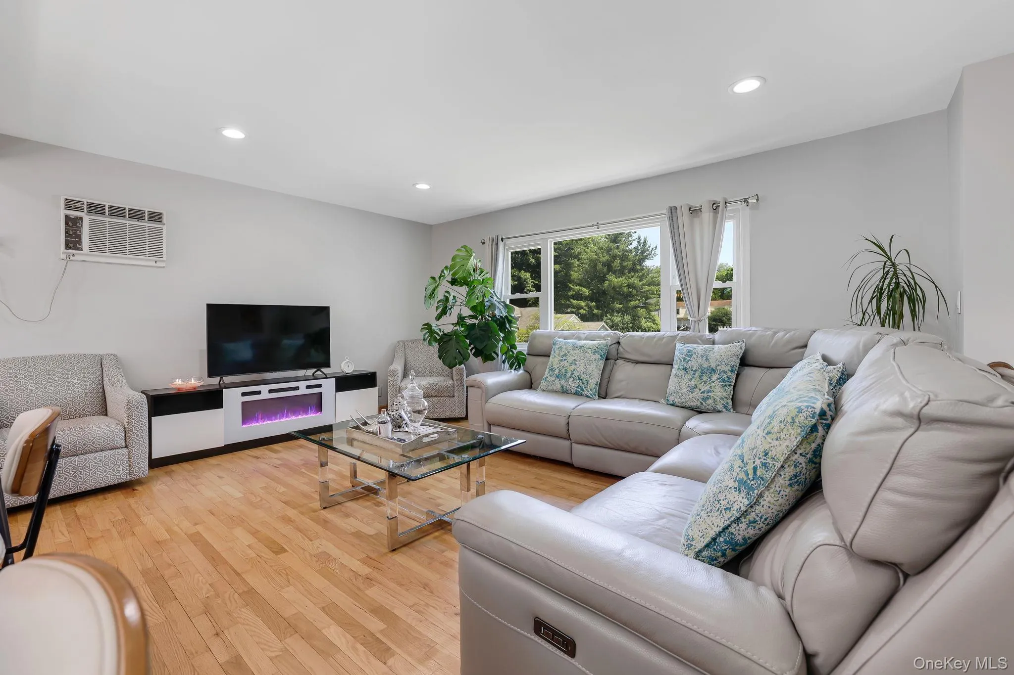 414 Philo Street, New Windsor, NY, 3 Bedrooms Bedrooms, 4 Rooms Rooms,2 BathroomsBathrooms,Residential,For Rent,Philo,0,1027390 414 Philo Street, New Windsor, NY, 3 Bedrooms Bedrooms, 4 Rooms Rooms,2 BathroomsBathrooms,Residential,For Rent,Philo,0,1027390