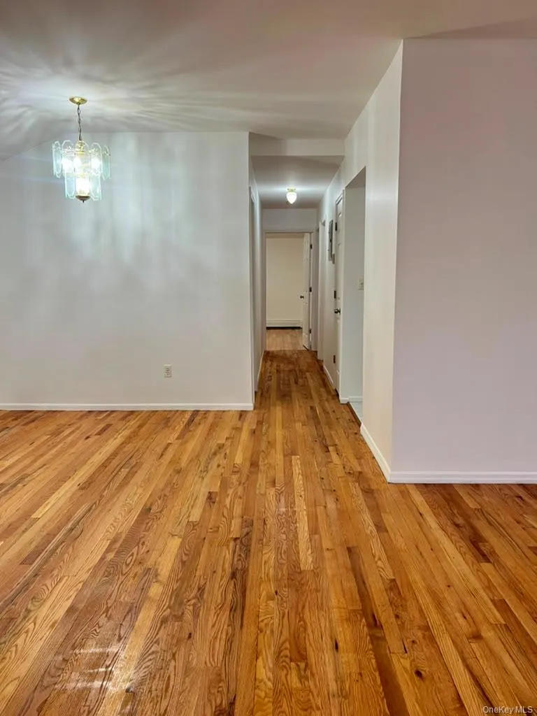 670 Schenck Avenue, New York, NY, 3 Bedrooms Bedrooms, 7 Rooms Rooms,2 BathroomsBathrooms,Residential Lease,For Rent,Schenck,0,1027394 670 Schenck Avenue, New York, NY, 3 Bedrooms Bedrooms, 7 Rooms Rooms,2 BathroomsBathrooms,Residential Lease,For Rent,Schenck,0,1027394