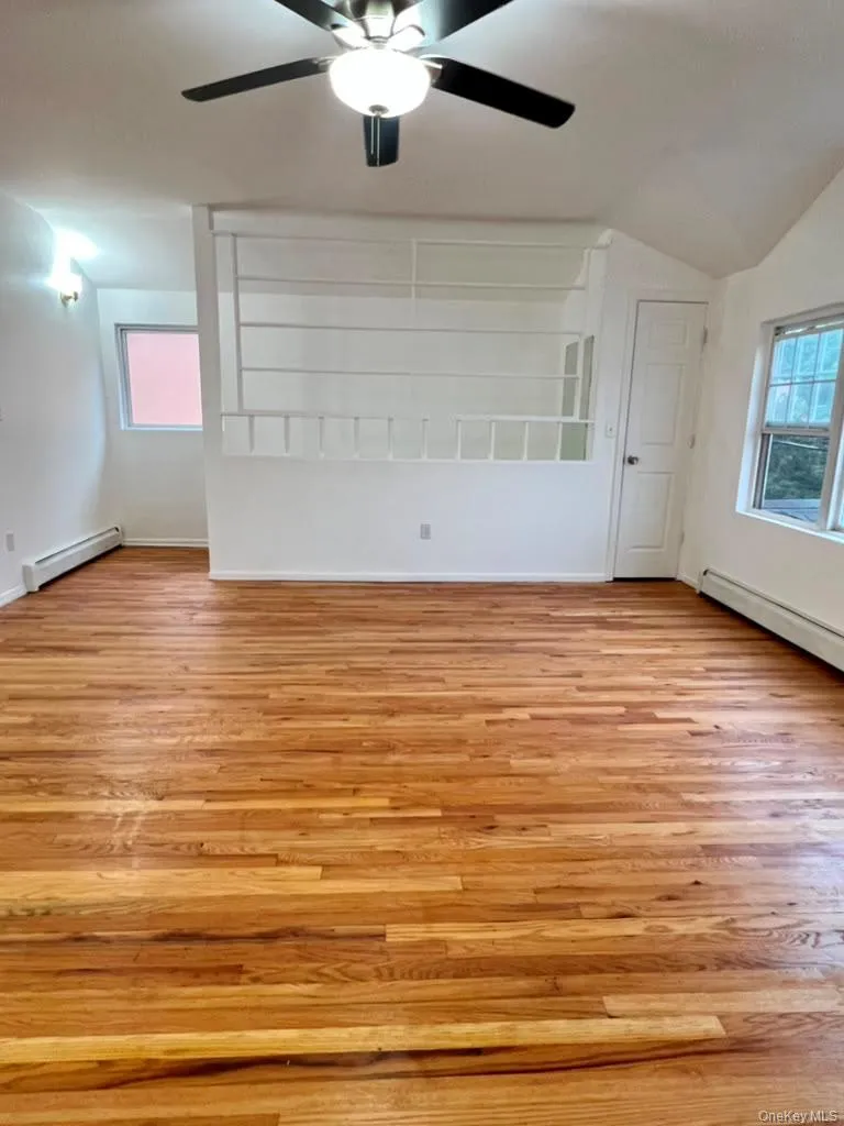 670 Schenck Avenue, New York, NY, 3 Bedrooms Bedrooms, 7 Rooms Rooms,2 BathroomsBathrooms,Residential Lease,For Rent,Schenck,0,1027394 670 Schenck Avenue, New York, NY, 3 Bedrooms Bedrooms, 7 Rooms Rooms,2 BathroomsBathrooms,Residential Lease,For Rent,Schenck,0,1027394