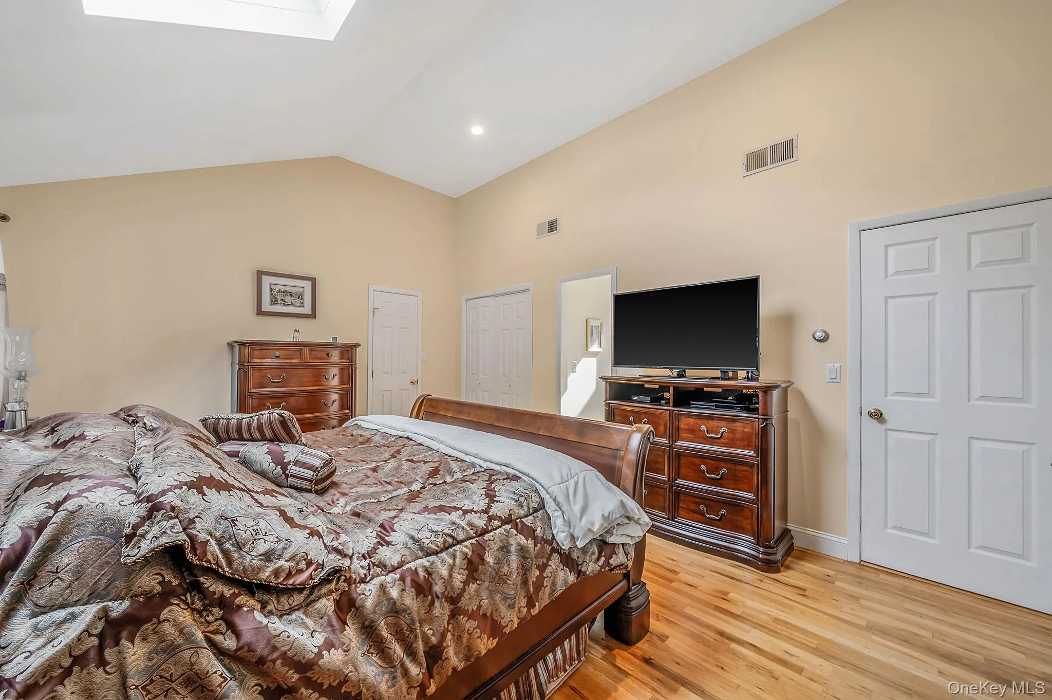 9 Amber Lane, Brookhaven, NY, 4 Bedrooms Bedrooms, 8 Rooms Rooms,3 BathroomsBathrooms,Residential,For Rent,Amber,0,1027400 9 Amber Lane, Brookhaven, NY, 4 Bedrooms Bedrooms, 8 Rooms Rooms,3 BathroomsBathrooms,Residential,For Rent,Amber,0,1027400