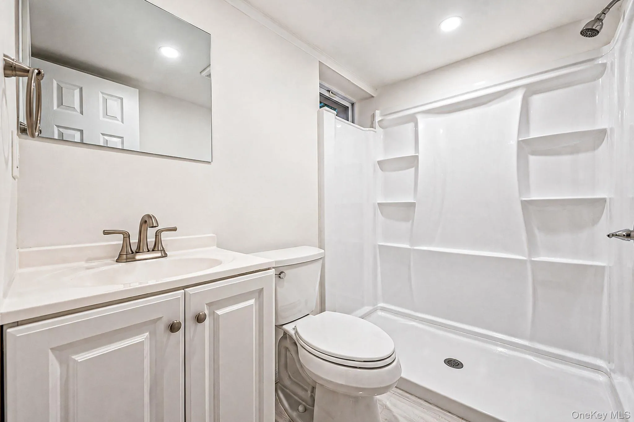 194 Phyllis Drive, Brookhaven, NY, 3 Bedrooms Bedrooms, 5 Rooms Rooms,2 BathroomsBathrooms,Residential,For Rent,Phyllis,0,1027403 194 Phyllis Drive, Brookhaven, NY, 3 Bedrooms Bedrooms, 5 Rooms Rooms,2 BathroomsBathrooms,Residential,For Rent,Phyllis,0,1027403