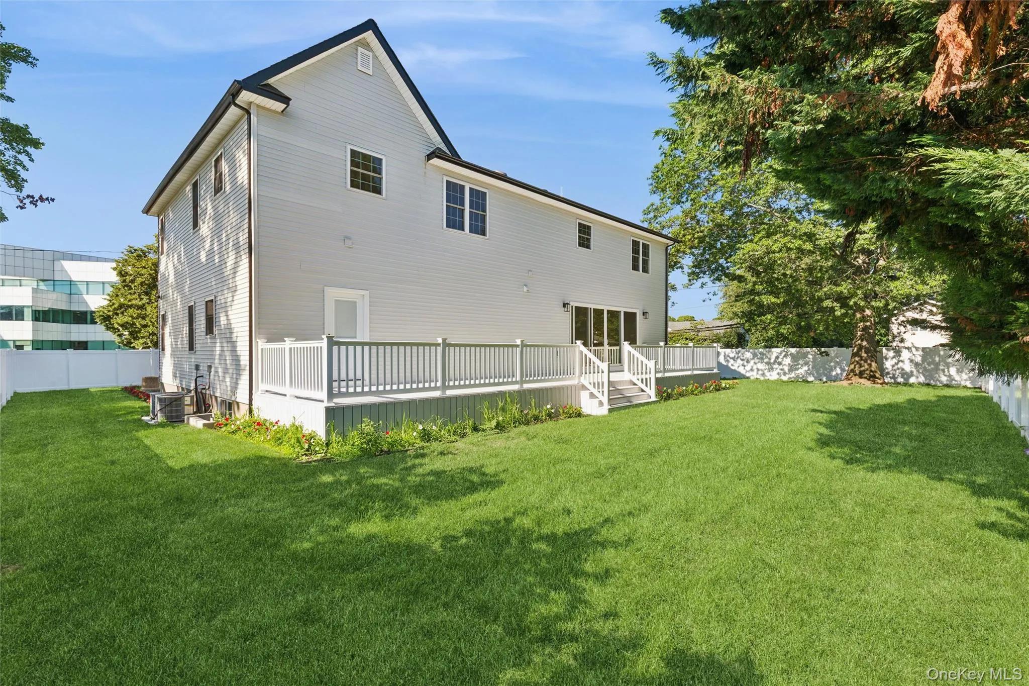 204 Old Country Road, Huntington, NY, 6 Bedrooms Bedrooms, 9 Rooms Rooms,4 BathroomsBathrooms,Residential,For Rent,Old Country,0,1027405 204 Old Country Road, Huntington, NY, 6 Bedrooms Bedrooms, 9 Rooms Rooms,4 BathroomsBathrooms,Residential,For Rent,Old Country,0,1027405