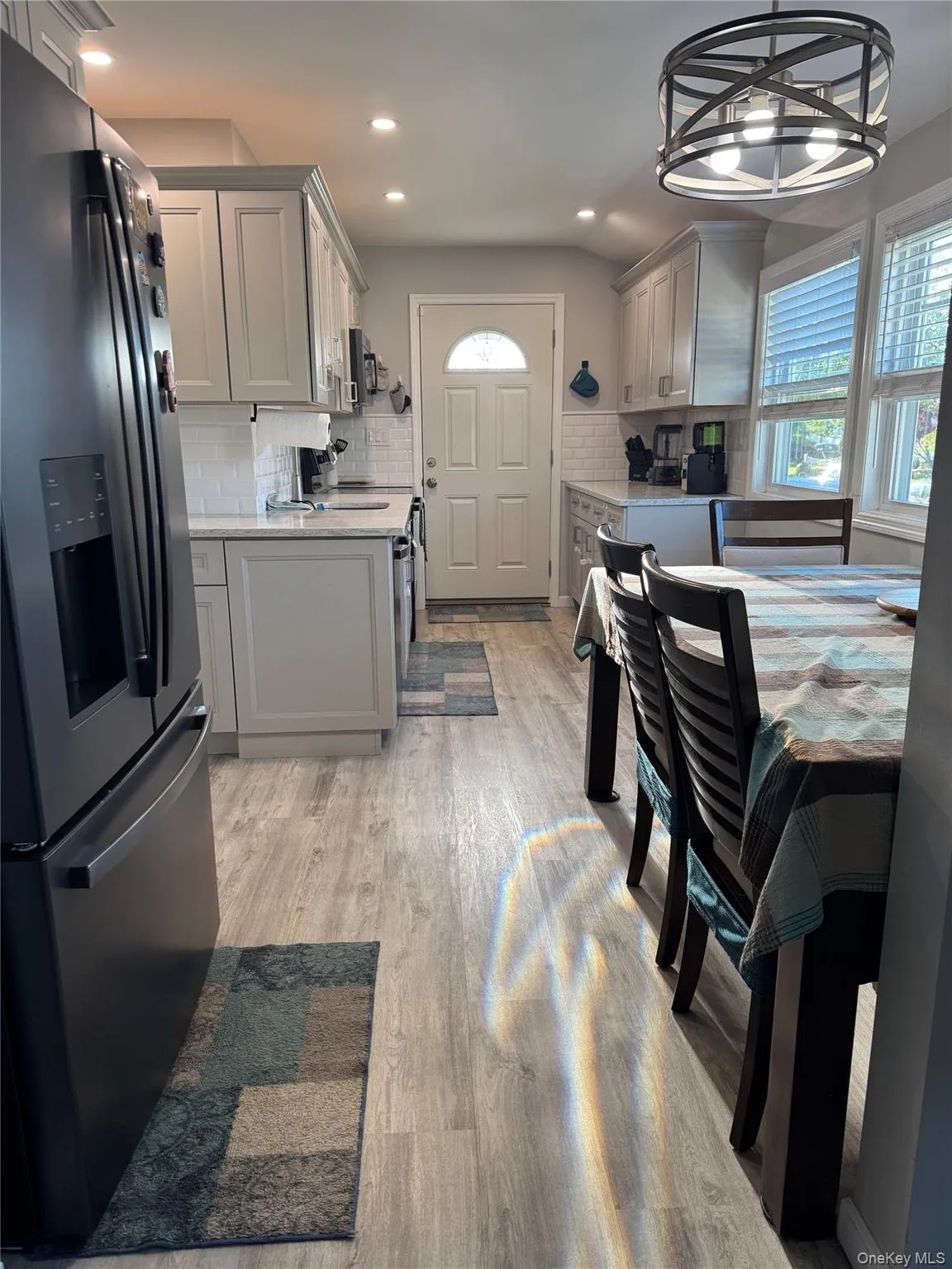 31 Stockton Street, Islip, NY, 3 Bedrooms Bedrooms, 5 Rooms Rooms,2 BathroomsBathrooms,Residential,For Rent,Stockton,0,1027406 31 Stockton Street, Islip, NY, 3 Bedrooms Bedrooms, 5 Rooms Rooms,2 BathroomsBathrooms,Residential,For Rent,Stockton,0,1027406