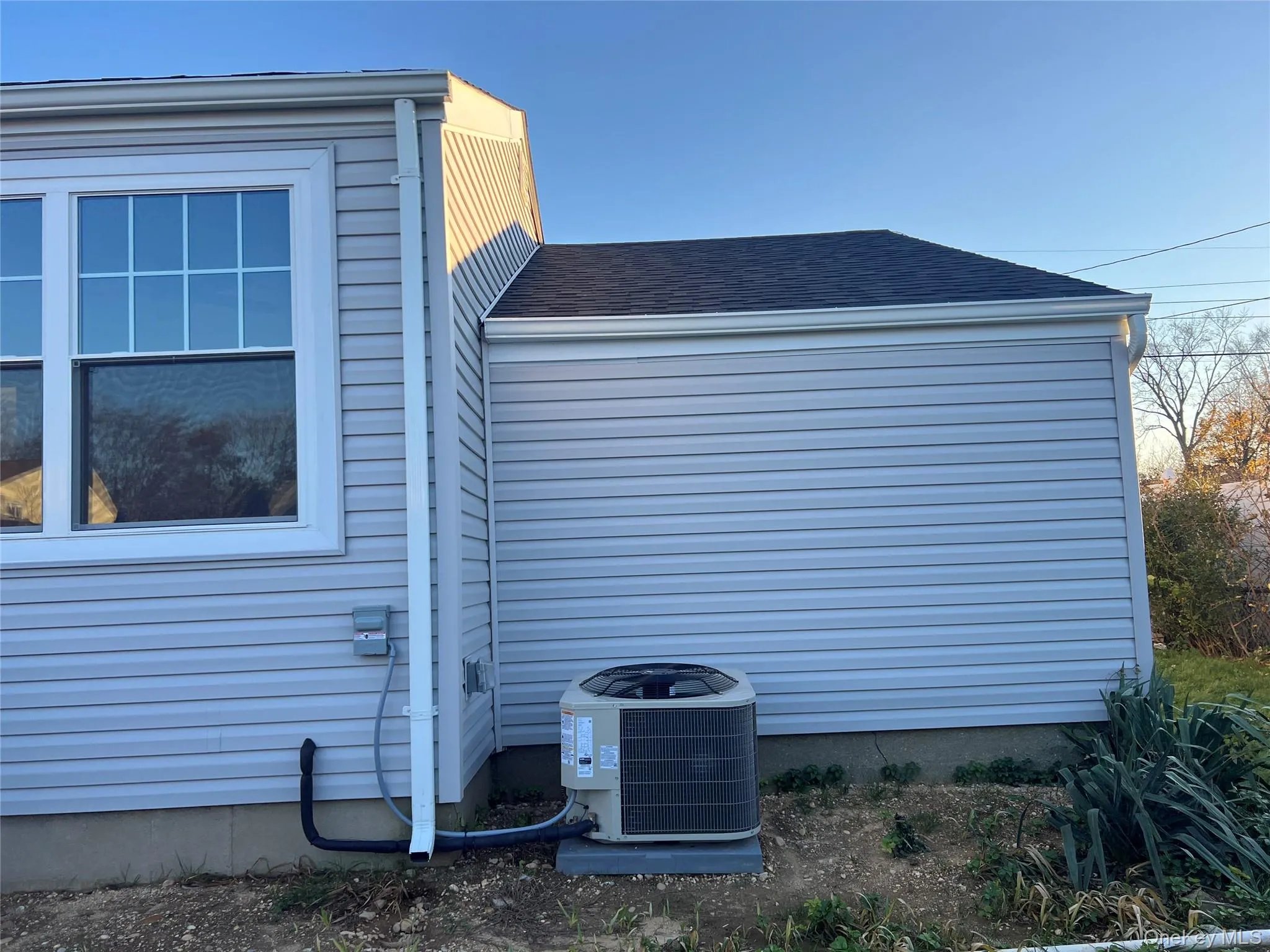 31 Stockton Street, Islip, NY, 3 Bedrooms Bedrooms, 5 Rooms Rooms,2 BathroomsBathrooms,Residential,For Rent,Stockton,0,1027406 31 Stockton Street, Islip, NY, 3 Bedrooms Bedrooms, 5 Rooms Rooms,2 BathroomsBathrooms,Residential,For Rent,Stockton,0,1027406