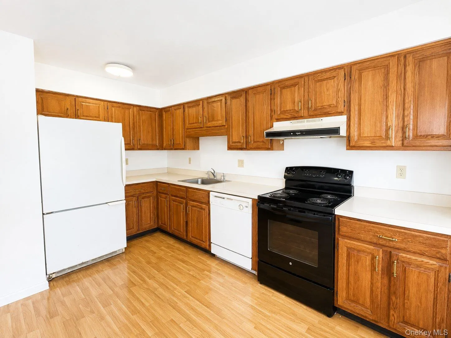 2555 Youngs Avenue, Southold, NY, 2 Bedrooms Bedrooms, 5 Rooms Rooms,2 BathroomsBathrooms,Residential,For Rent,Youngs,0,1027409 2555 Youngs Avenue, Southold, NY, 2 Bedrooms Bedrooms, 5 Rooms Rooms,2 BathroomsBathrooms,Residential,For Rent,Youngs,0,1027409