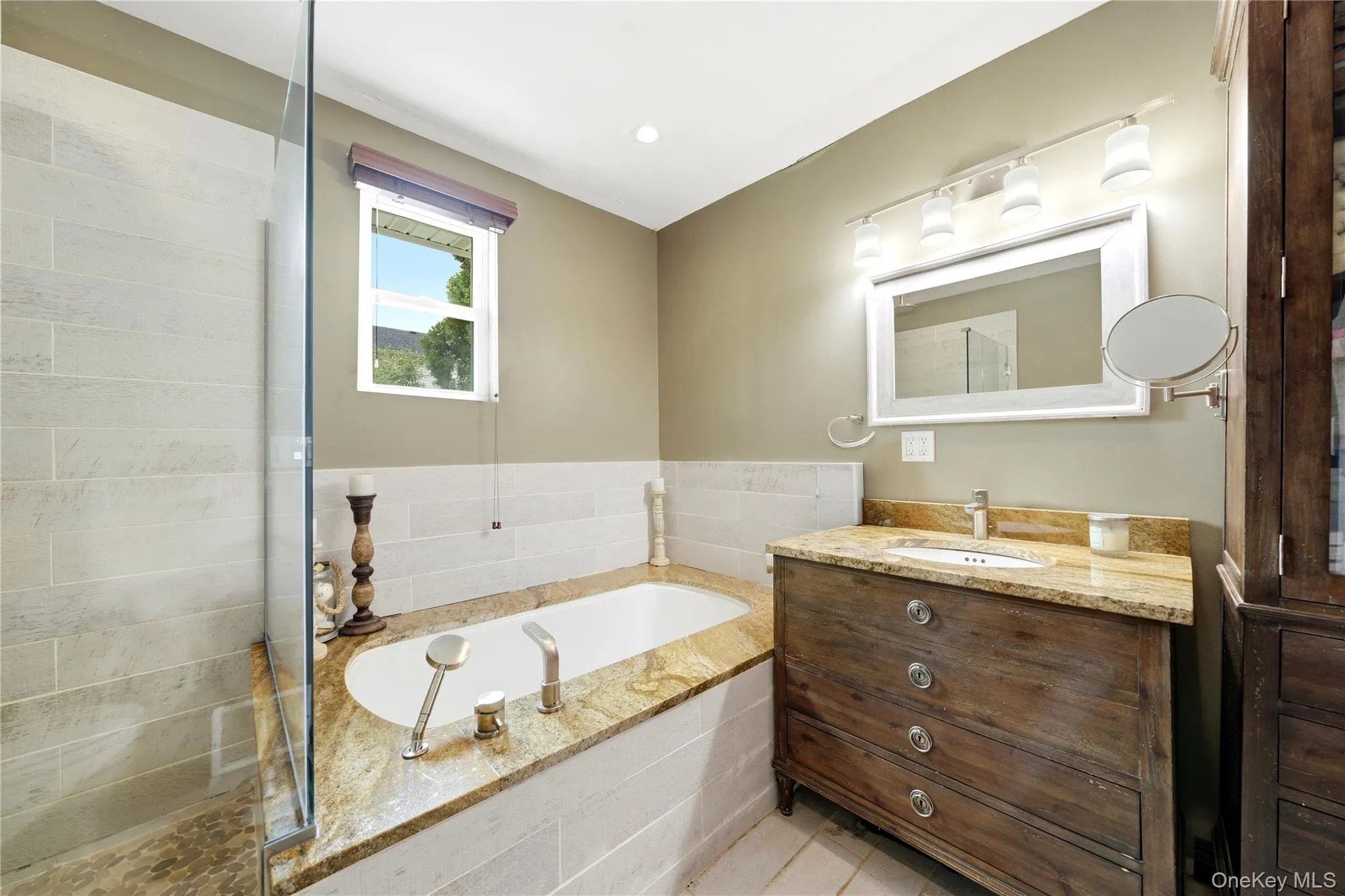 178 New Hampshire Avenue, Oyster Bay, NY, 3 Bedrooms Bedrooms, 6 Rooms Rooms,2 BathroomsBathrooms,Residential,For Rent,New Hampshire,0,1027411 178 New Hampshire Avenue, Oyster Bay, NY, 3 Bedrooms Bedrooms, 6 Rooms Rooms,2 BathroomsBathrooms,Residential,For Rent,New Hampshire,0,1027411