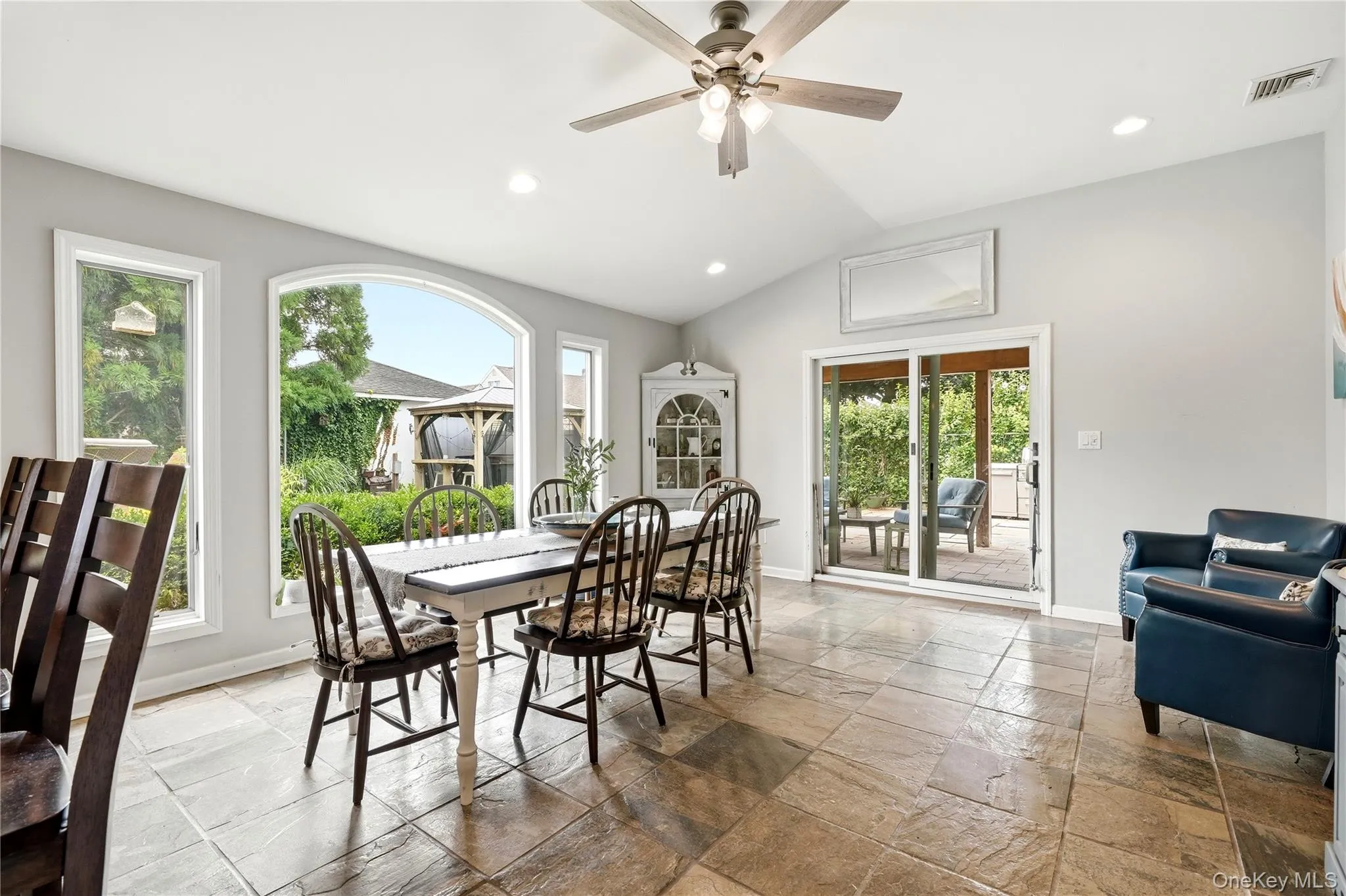 178 New Hampshire Avenue, Oyster Bay, NY, 3 Bedrooms Bedrooms, 6 Rooms Rooms,2 BathroomsBathrooms,Residential,For Rent,New Hampshire,0,1027411 178 New Hampshire Avenue, Oyster Bay, NY, 3 Bedrooms Bedrooms, 6 Rooms Rooms,2 BathroomsBathrooms,Residential,For Rent,New Hampshire,0,1027411