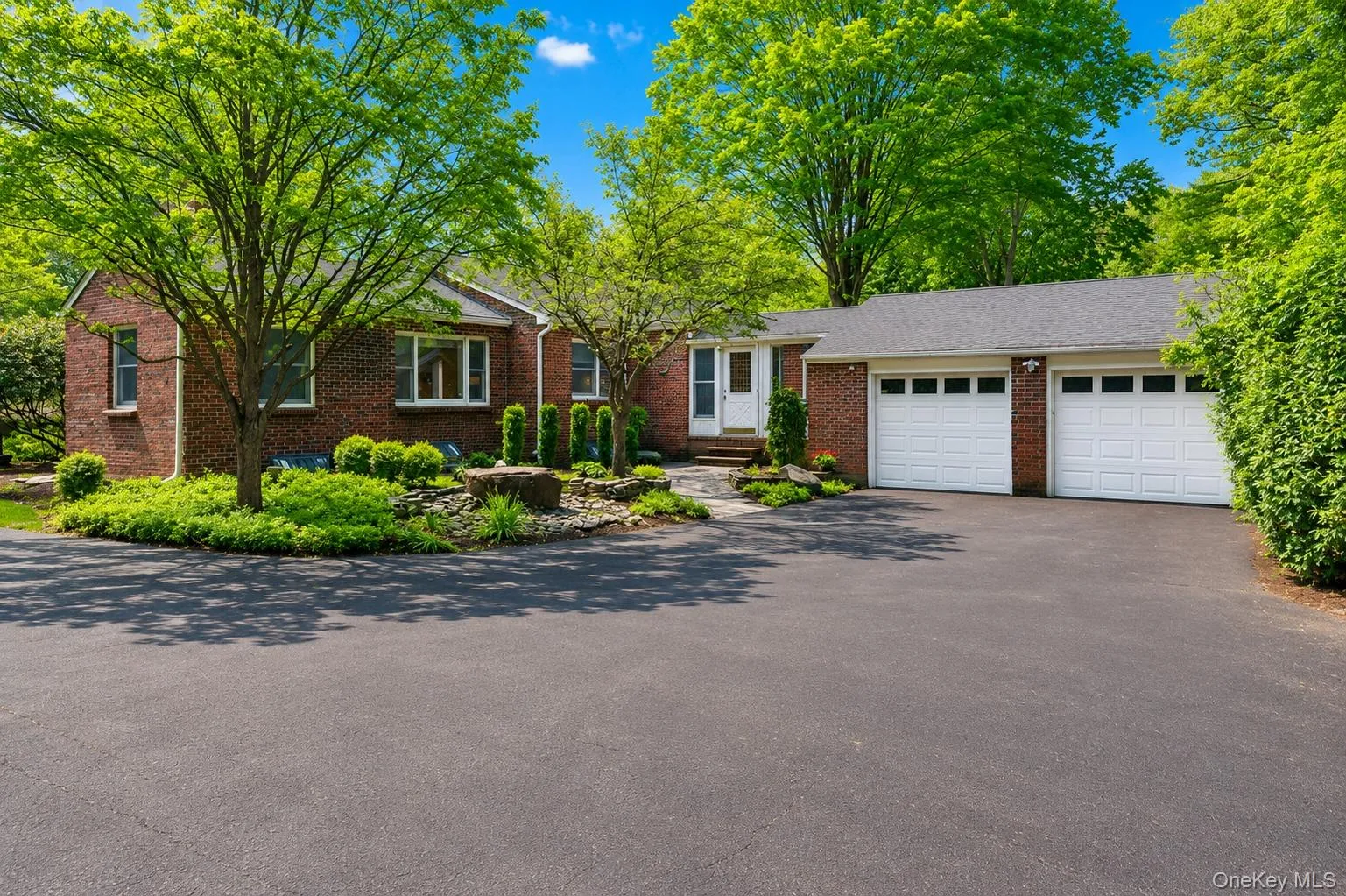 9 Orchard Circle, Ramapo, NY, 4 Bedrooms Bedrooms, 11 Rooms Rooms,3 BathroomsBathrooms,Residential Lease,For Rent,Orchard,0,1027413 9 Orchard Circle, Ramapo, NY, 4 Bedrooms Bedrooms, 11 Rooms Rooms,3 BathroomsBathrooms,Residential Lease,For Rent,Orchard,0,1027413