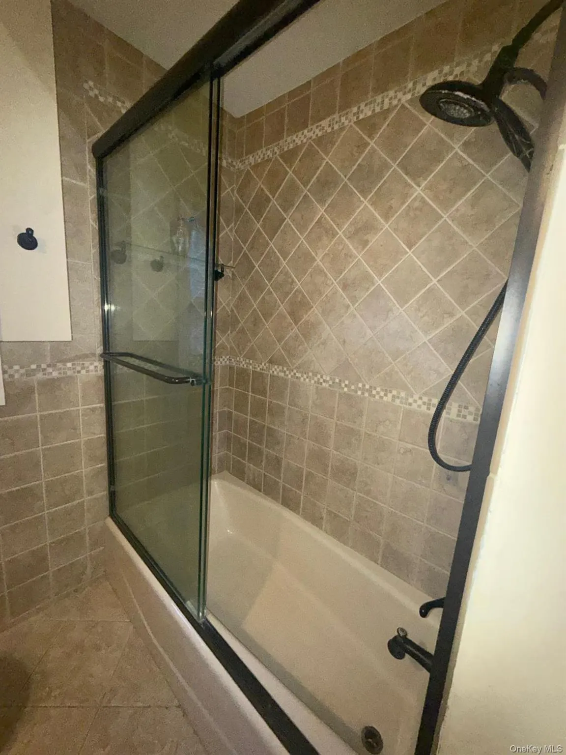 9 Orchard Circle, Ramapo, NY, 4 Bedrooms Bedrooms, 11 Rooms Rooms,3 BathroomsBathrooms,Residential Lease,For Rent,Orchard,0,1027413 9 Orchard Circle, Ramapo, NY, 4 Bedrooms Bedrooms, 11 Rooms Rooms,3 BathroomsBathrooms,Residential Lease,For Rent,Orchard,0,1027413