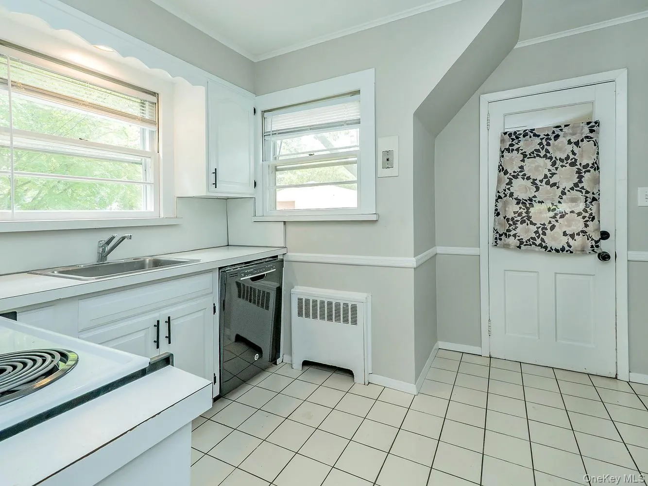 65 Beechwood Drive, Oyster Bay, NY, 4 Bedrooms Bedrooms, 8 Rooms Rooms,2 BathroomsBathrooms,Residential Lease,For Rent,Beechwood,0,1027415 65 Beechwood Drive, Oyster Bay, NY, 4 Bedrooms Bedrooms, 8 Rooms Rooms,2 BathroomsBathrooms,Residential Lease,For Rent,Beechwood,0,1027415