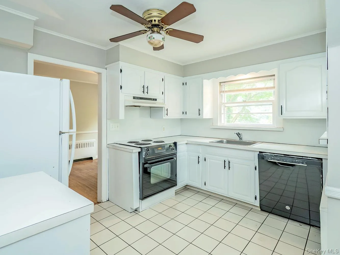 65 Beechwood Drive, Oyster Bay, NY, 4 Bedrooms Bedrooms, 8 Rooms Rooms,2 BathroomsBathrooms,Residential Lease,For Rent,Beechwood,0,1027415 65 Beechwood Drive, Oyster Bay, NY, 4 Bedrooms Bedrooms, 8 Rooms Rooms,2 BathroomsBathrooms,Residential Lease,For Rent,Beechwood,0,1027415