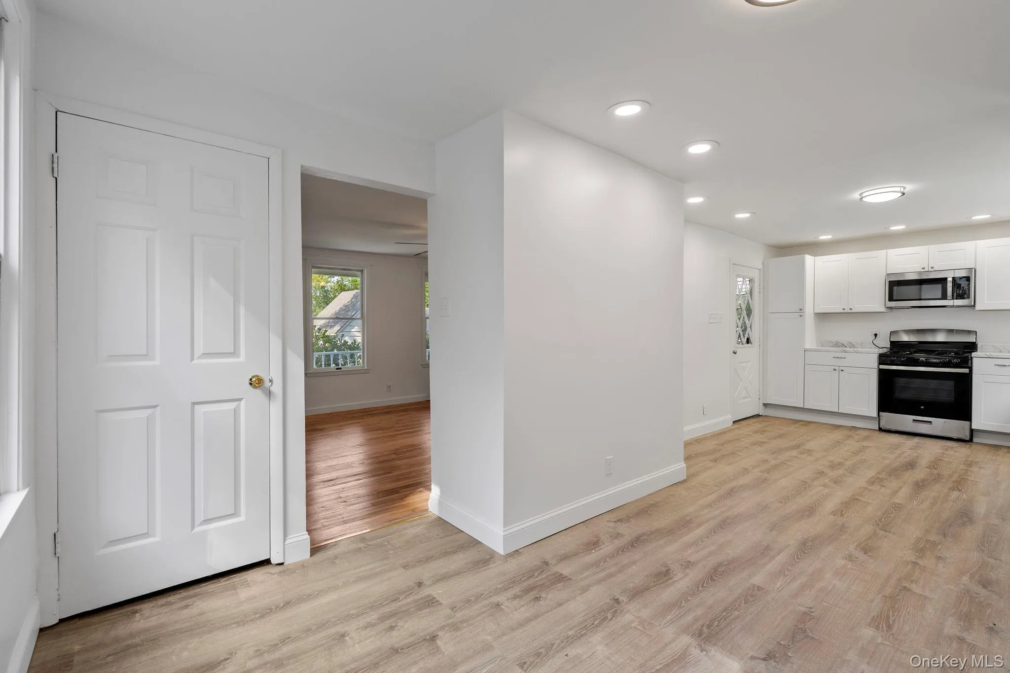 3 2nd Avenue, Minisink, NY, 3 Bedrooms Bedrooms, 6 Rooms Rooms,1 BathroomBathrooms,Residential,For Rent,2nd,0,1027423 3 2nd Avenue, Minisink, NY, 3 Bedrooms Bedrooms, 6 Rooms Rooms,1 BathroomBathrooms,Residential,For Rent,2nd,0,1027423