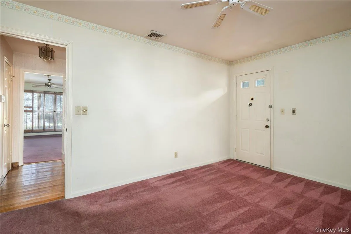 131 Oceanview Road, Hempstead, NY, 3 Bedrooms Bedrooms, 11 Rooms Rooms,2 BathroomsBathrooms,Residential,For Rent,Oceanview,0,1027430 131 Oceanview Road, Hempstead, NY, 3 Bedrooms Bedrooms, 11 Rooms Rooms,2 BathroomsBathrooms,Residential,For Rent,Oceanview,0,1027430