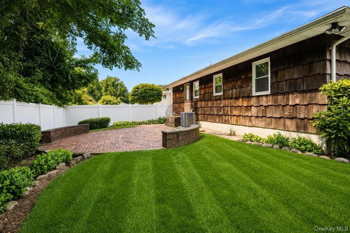 131 Oceanview Road, Hempstead, NY, 3 Bedrooms Bedrooms, 11 Rooms Rooms,2 BathroomsBathrooms,Residential,For Rent,Oceanview,0,1027430 131 Oceanview Road, Hempstead, NY, 3 Bedrooms Bedrooms, 11 Rooms Rooms,2 BathroomsBathrooms,Residential,For Rent,Oceanview,0,1027430