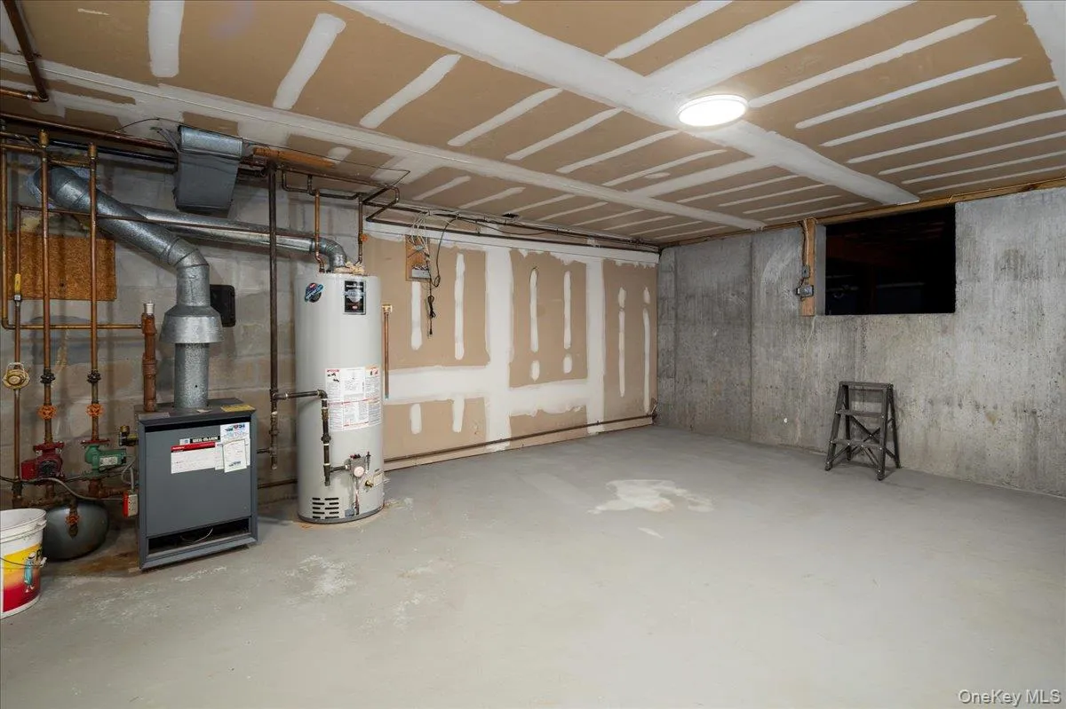 131 Oceanview Road, Hempstead, NY, 3 Bedrooms Bedrooms, 11 Rooms Rooms,2 BathroomsBathrooms,Residential,For Rent,Oceanview,0,1027430 131 Oceanview Road, Hempstead, NY, 3 Bedrooms Bedrooms, 11 Rooms Rooms,2 BathroomsBathrooms,Residential,For Rent,Oceanview,0,1027430