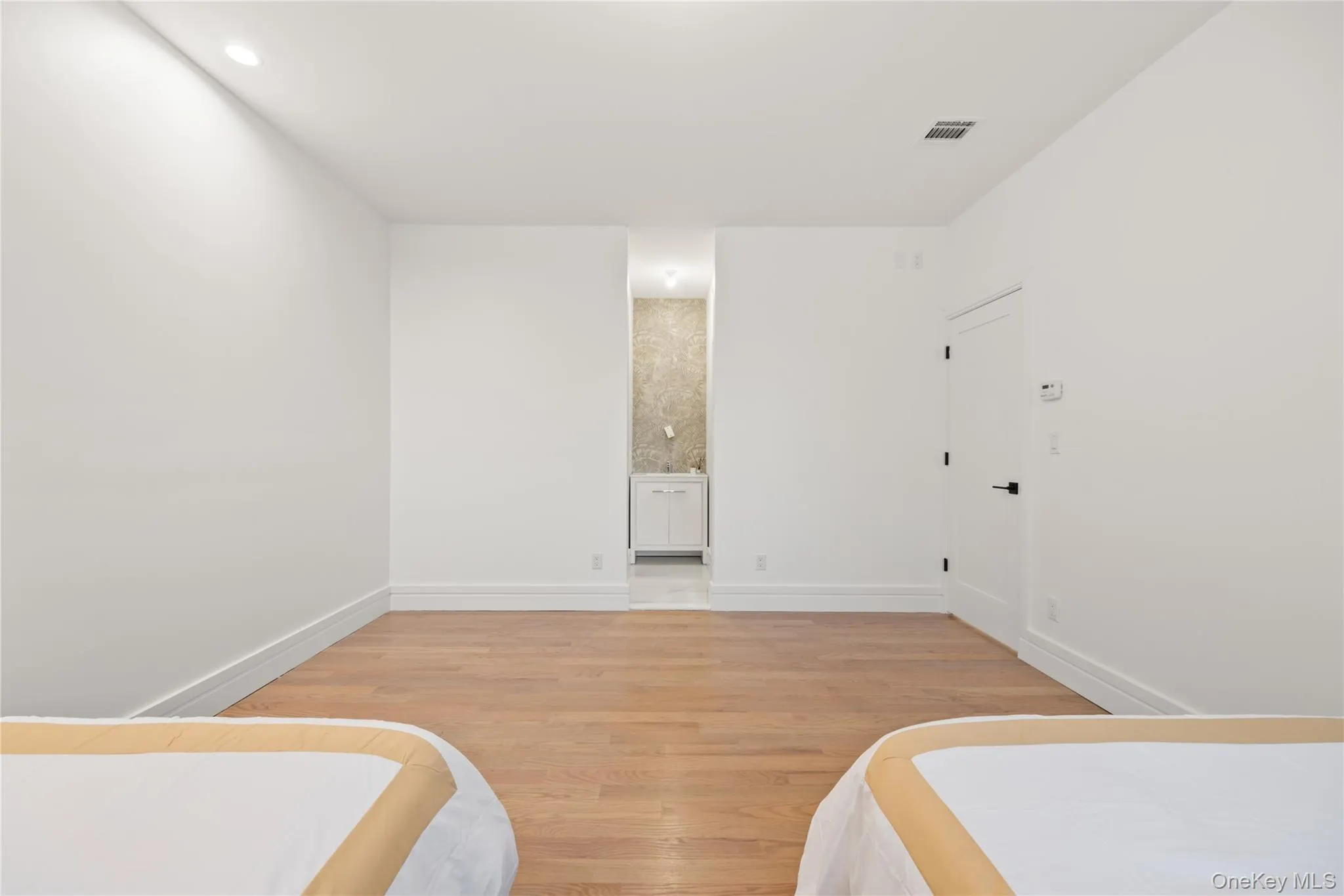 8 Memorial Park, Ramapo, NY, 5 Bedrooms Bedrooms, 9 Rooms Rooms,2 BathroomsBathrooms,Residential,For Rent,Memorial Park,0,1027436 8 Memorial Park, Ramapo, NY, 5 Bedrooms Bedrooms, 9 Rooms Rooms,2 BathroomsBathrooms,Residential,For Rent,Memorial Park,0,1027436