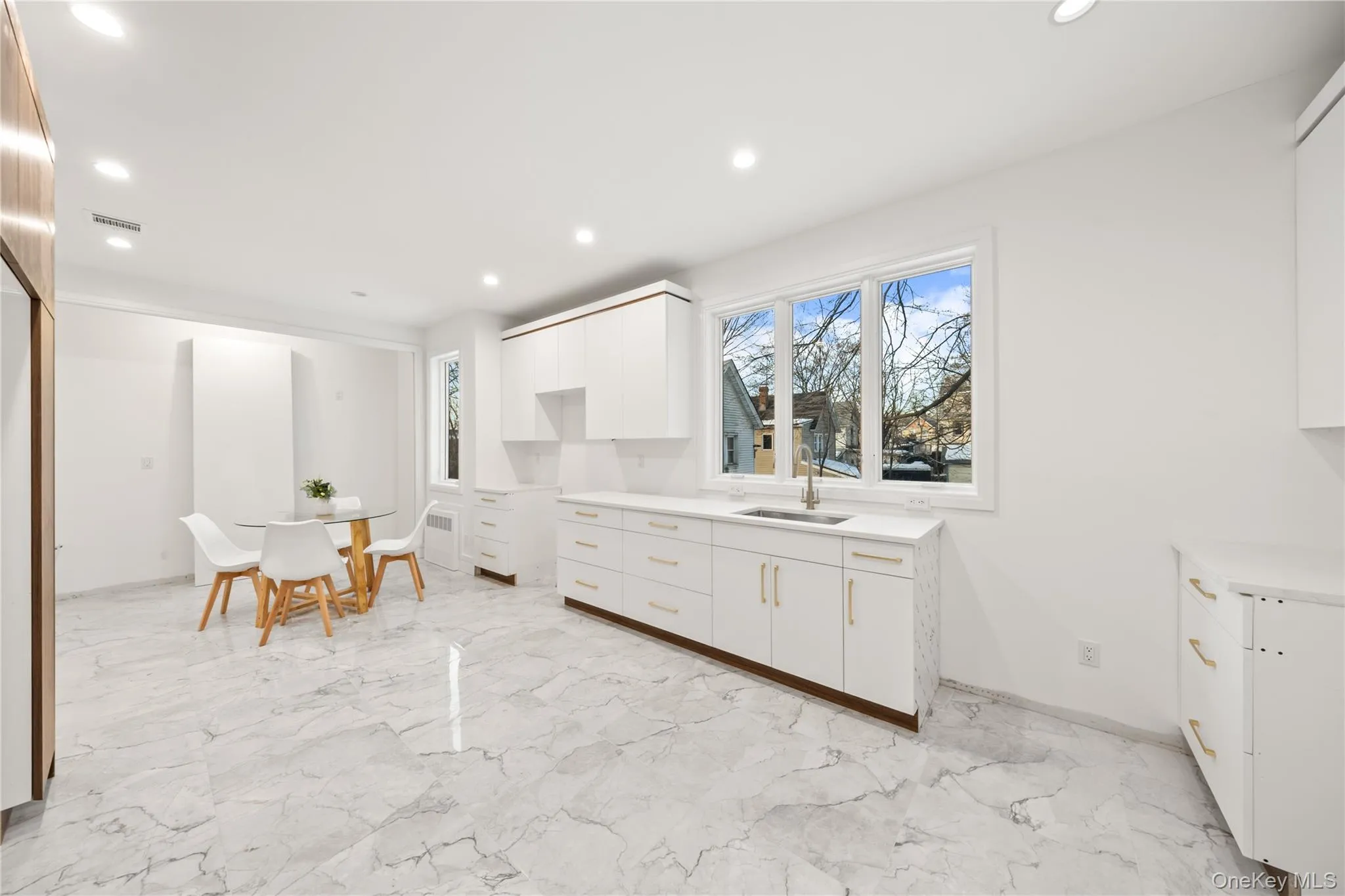8 Memorial Park, Ramapo, NY, 5 Bedrooms Bedrooms, 9 Rooms Rooms,2 BathroomsBathrooms,Residential,For Rent,Memorial Park,0,1027436 8 Memorial Park, Ramapo, NY, 5 Bedrooms Bedrooms, 9 Rooms Rooms,2 BathroomsBathrooms,Residential,For Rent,Memorial Park,0,1027436