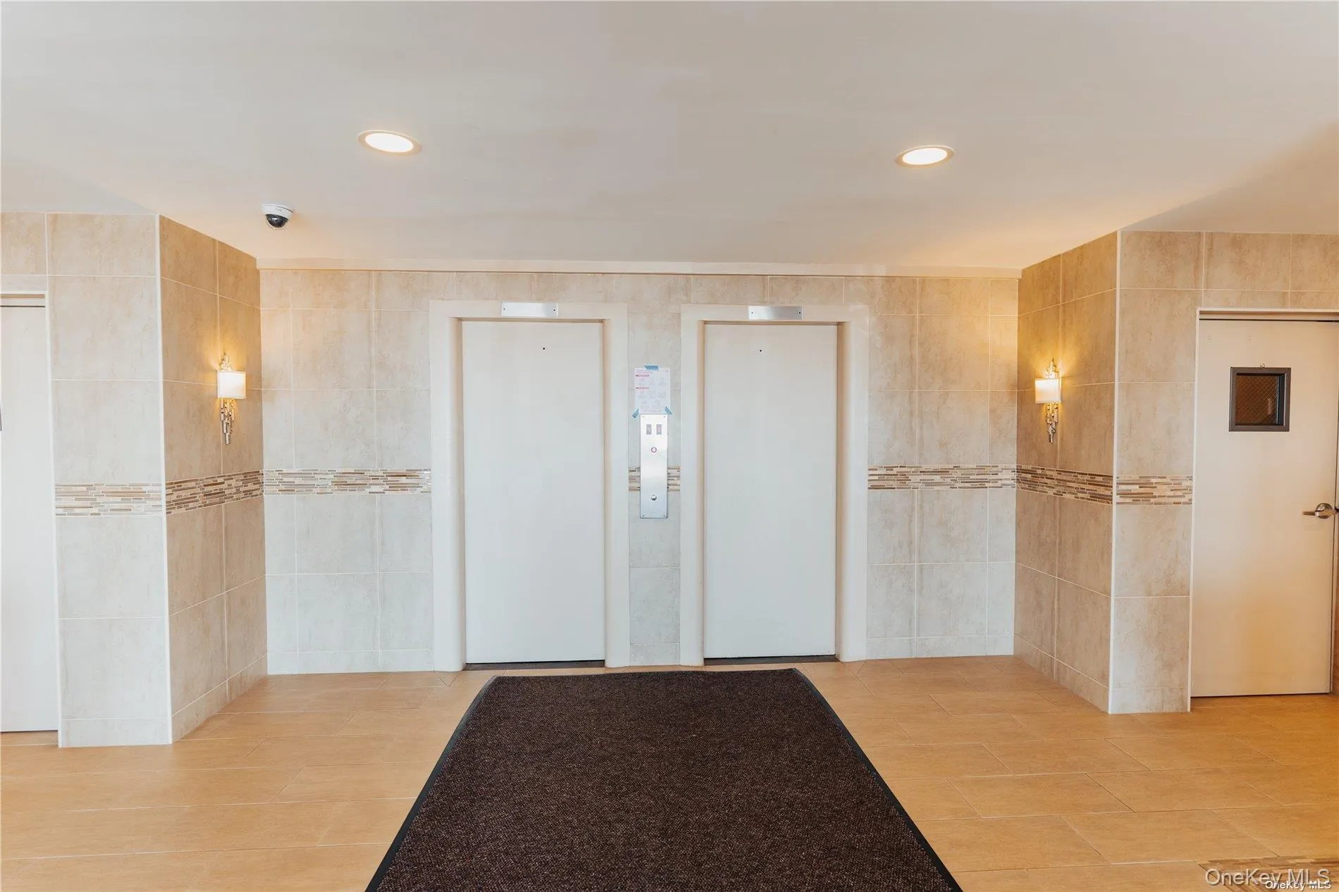 1 East Broadway, Long Beach, NY, 1 Room Rooms,1 BathroomBathrooms,Residential Lease,For Rent,East Broadway,0,1027439 1 East Broadway, Long Beach, NY, 1 Room Rooms,1 BathroomBathrooms,Residential Lease,For Rent,East Broadway,0,1027439