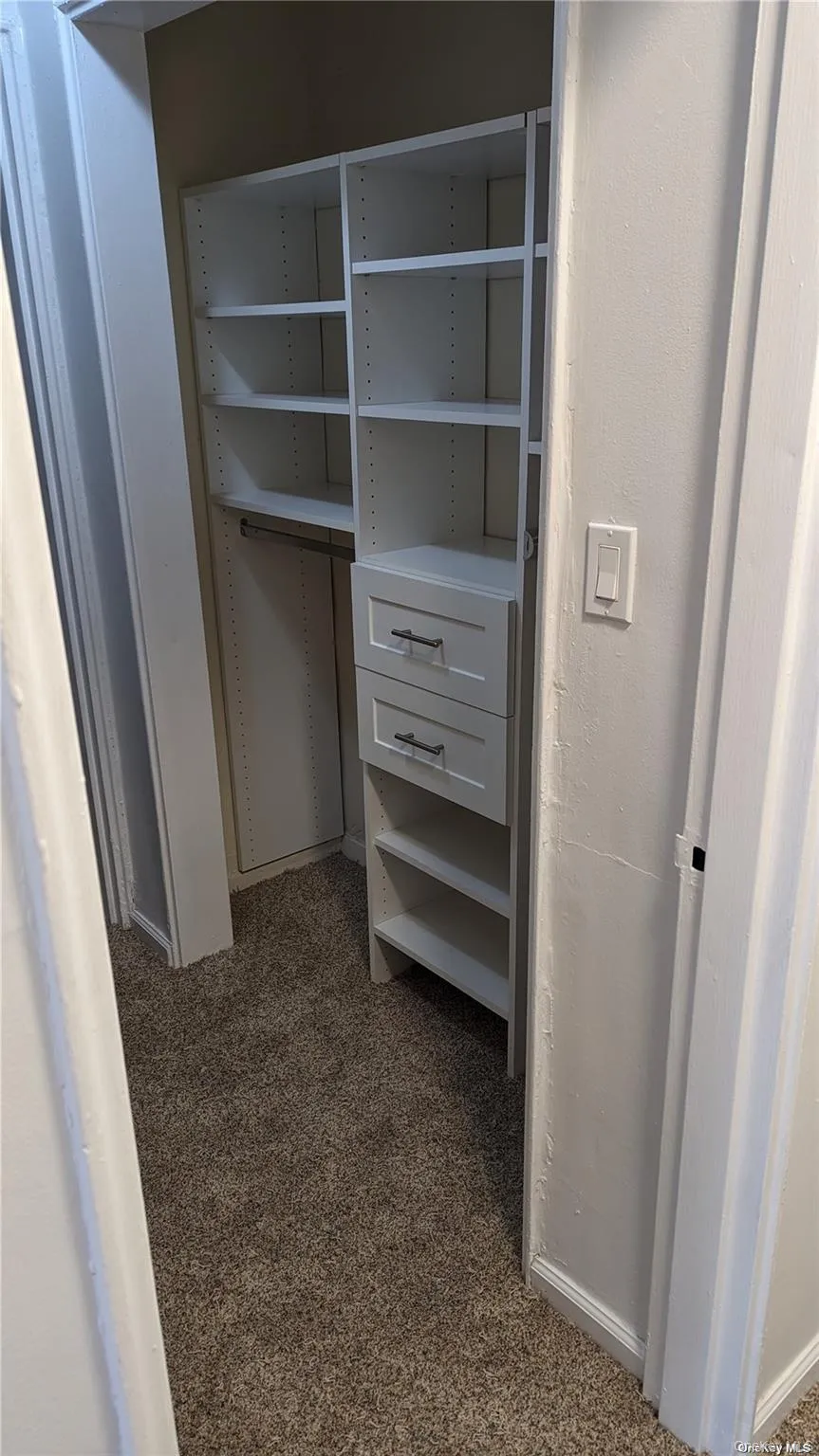 1 East Broadway, Long Beach, NY, 1 Room Rooms,1 BathroomBathrooms,Residential Lease,For Rent,East Broadway,0,1027439 1 East Broadway, Long Beach, NY, 1 Room Rooms,1 BathroomBathrooms,Residential Lease,For Rent,East Broadway,0,1027439