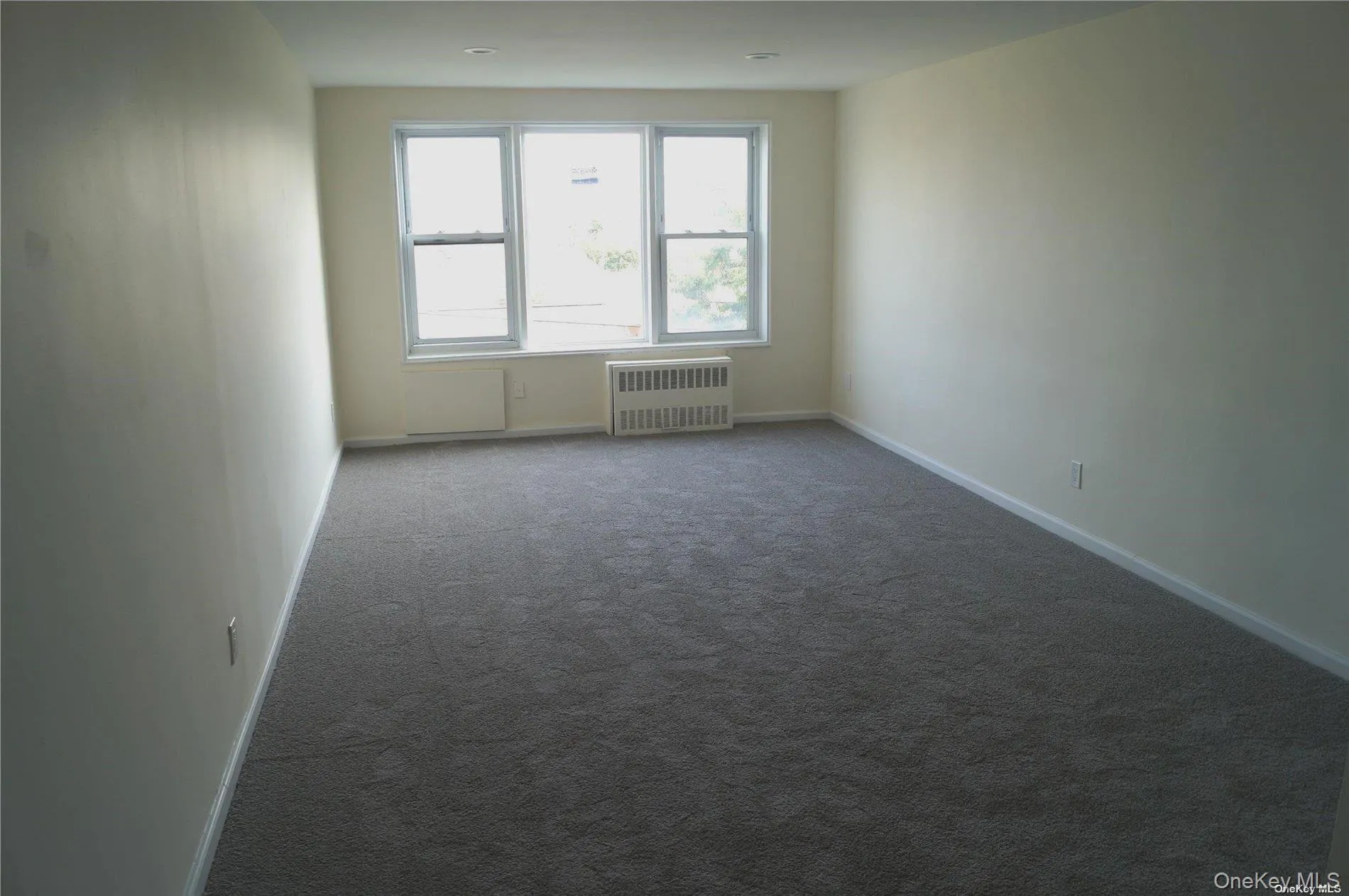 1 East Broadway, Long Beach, NY, 1 Room Rooms,1 BathroomBathrooms,Residential Lease,For Rent,East Broadway,0,1027439 1 East Broadway, Long Beach, NY, 1 Room Rooms,1 BathroomBathrooms,Residential Lease,For Rent,East Broadway,0,1027439