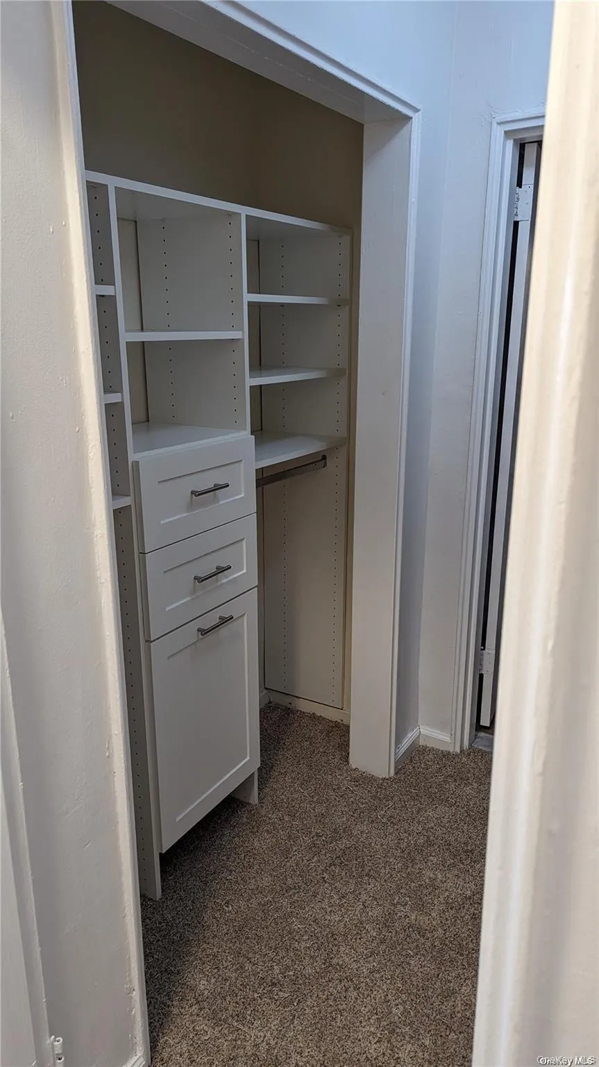 1 East Broadway, Long Beach, NY, 1 Room Rooms,1 BathroomBathrooms,Residential Lease,For Rent,East Broadway,0,1027439 1 East Broadway, Long Beach, NY, 1 Room Rooms,1 BathroomBathrooms,Residential Lease,For Rent,East Broadway,0,1027439