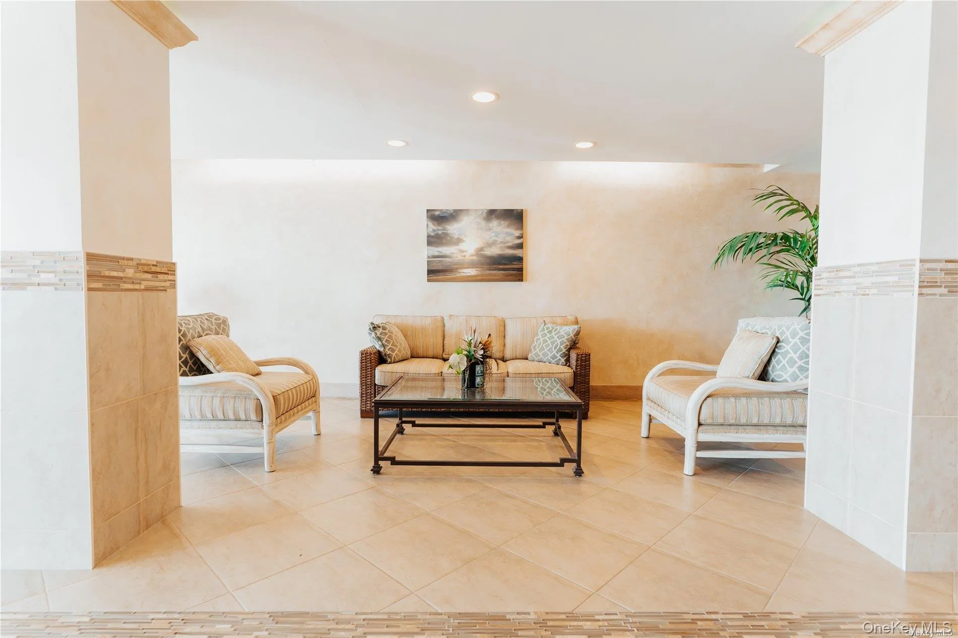 1 East Broadway, Long Beach, NY, 1 Room Rooms,1 BathroomBathrooms,Residential Lease,For Rent,East Broadway,0,1027439 1 East Broadway, Long Beach, NY, 1 Room Rooms,1 BathroomBathrooms,Residential Lease,For Rent,East Broadway,0,1027439