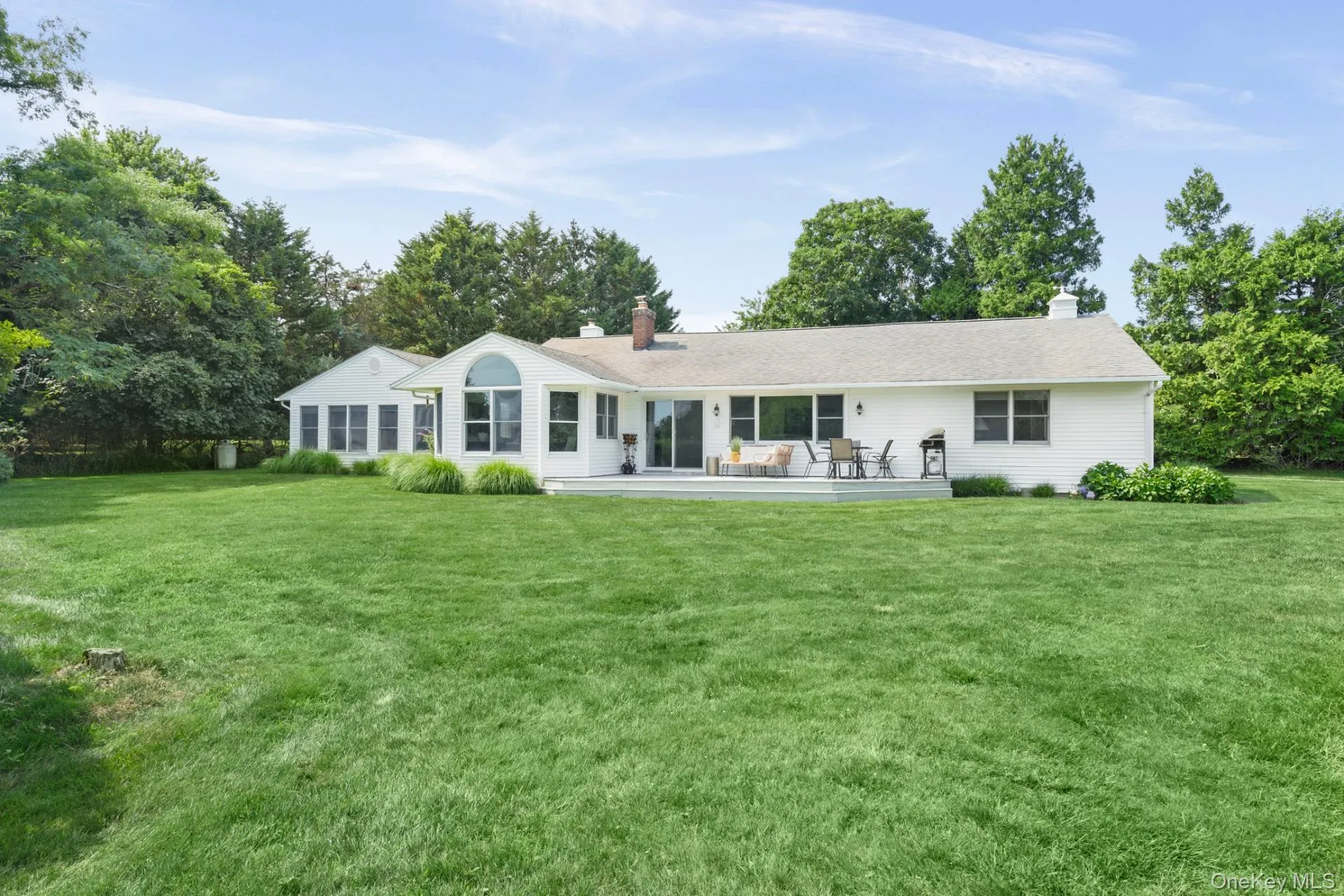 31B Club Lane, Southampton, NY, 4 Bedrooms Bedrooms, 8 Rooms Rooms,3 BathroomsBathrooms,Residential,For Rent,Club,0,1027440 31B Club Lane, Southampton, NY, 4 Bedrooms Bedrooms, 8 Rooms Rooms,3 BathroomsBathrooms,Residential,For Rent,Club,0,1027440
