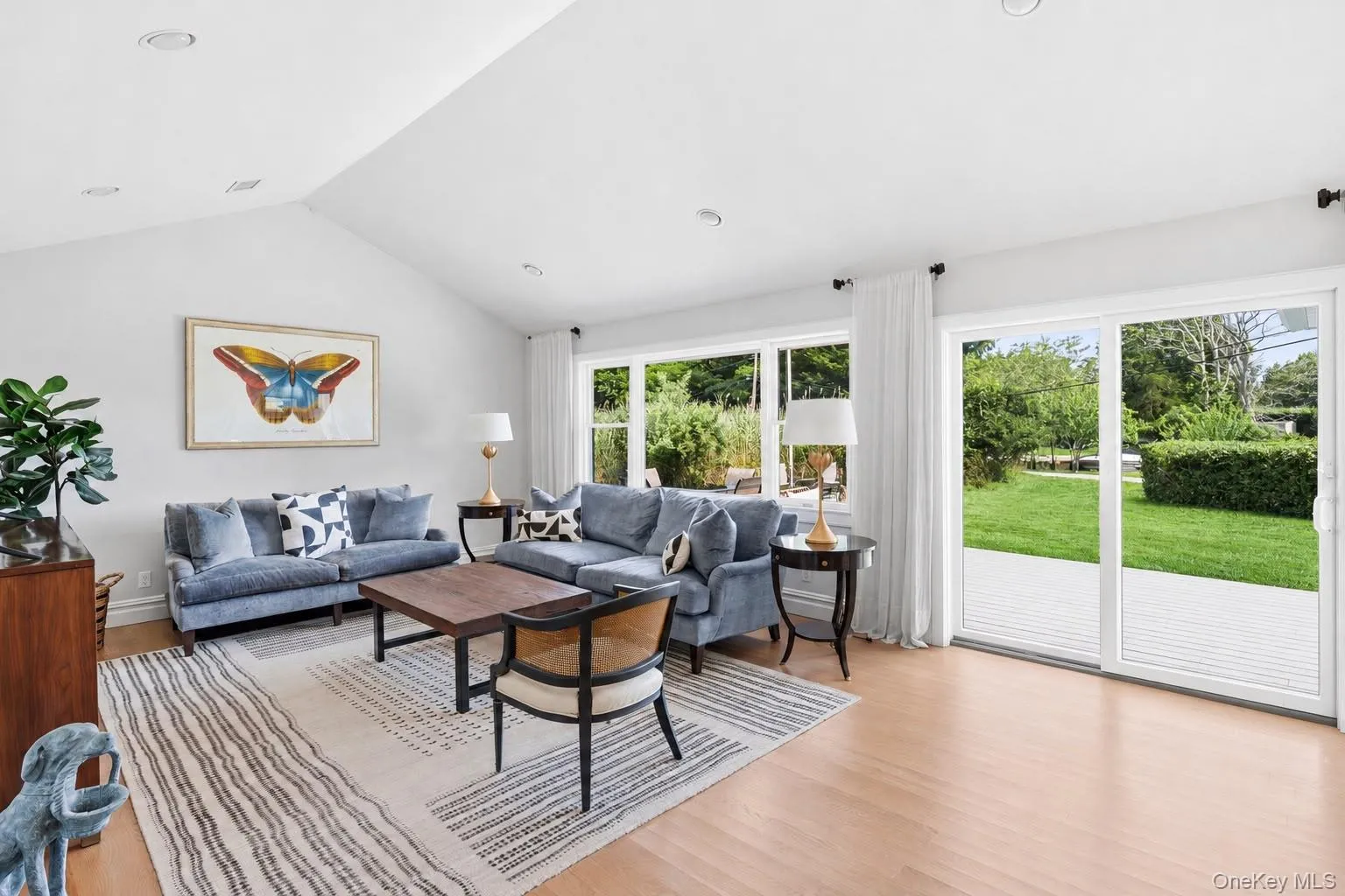 31B Club Lane, Southampton, NY, 4 Bedrooms Bedrooms, 8 Rooms Rooms,3 BathroomsBathrooms,Residential,For Rent,Club,0,1027440 31B Club Lane, Southampton, NY, 4 Bedrooms Bedrooms, 8 Rooms Rooms,3 BathroomsBathrooms,Residential,For Rent,Club,0,1027440