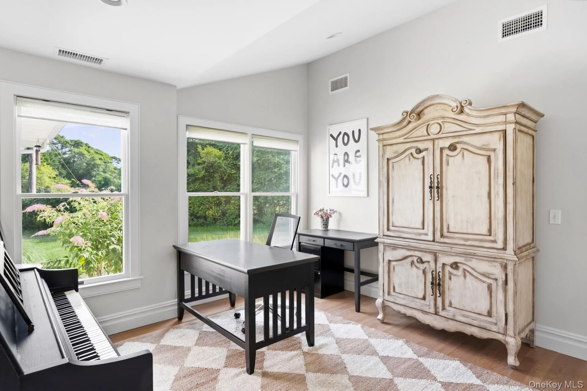 31B Club Lane, Southampton, NY, 4 Bedrooms Bedrooms, 8 Rooms Rooms,3 BathroomsBathrooms,Residential,For Rent,Club,0,1027440 31B Club Lane, Southampton, NY, 4 Bedrooms Bedrooms, 8 Rooms Rooms,3 BathroomsBathrooms,Residential,For Rent,Club,0,1027440