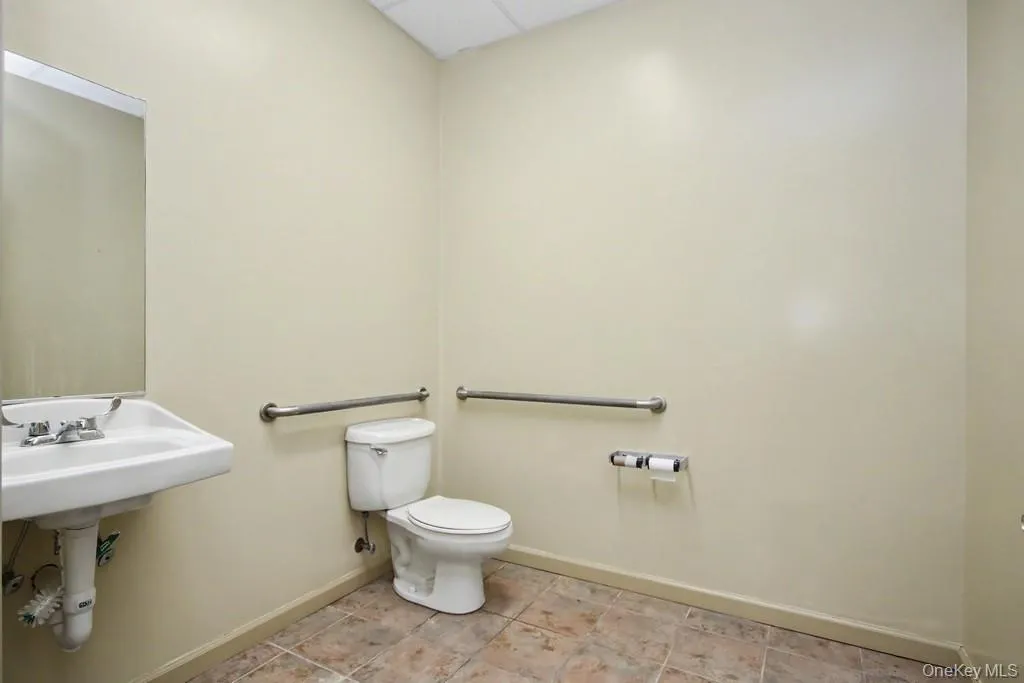 5020 US ROUTE 9W, Newburgh (town), NY, ,Commercial Lease,For Rent,US ROUTE 9W,0,1027442 5020 US ROUTE 9W, Newburgh (town), NY, ,Commercial Lease,For Rent,US ROUTE 9W,0,1027442