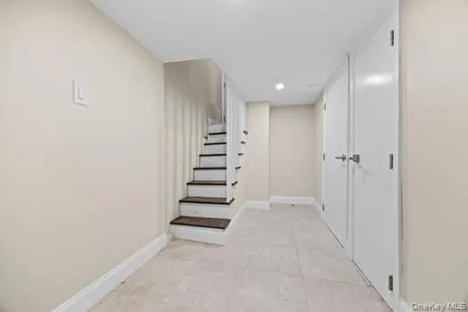 10257 189th Street, New York, NY, 4 Bedrooms Bedrooms, 6 Rooms Rooms,1 BathroomBathrooms,Residential,For Rent,189th,0,1027443 10257 189th Street, New York, NY, 4 Bedrooms Bedrooms, 6 Rooms Rooms,1 BathroomBathrooms,Residential,For Rent,189th,0,1027443