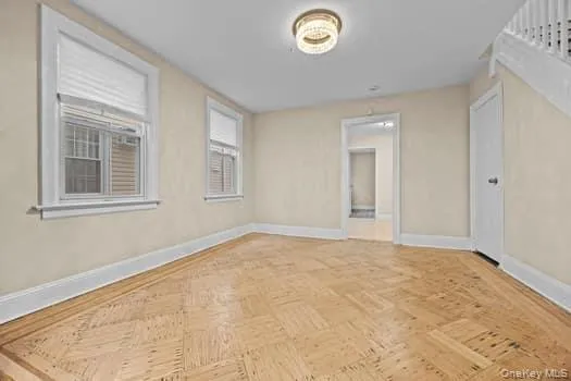 10257 189th Street, New York, NY, 4 Bedrooms Bedrooms, 6 Rooms Rooms,1 BathroomBathrooms,Residential,For Rent,189th,0,1027443 10257 189th Street, New York, NY, 4 Bedrooms Bedrooms, 6 Rooms Rooms,1 BathroomBathrooms,Residential,For Rent,189th,0,1027443