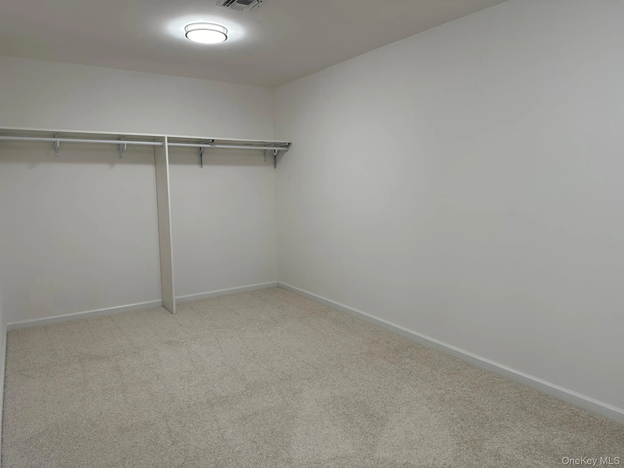 125 Main Street, Smithtown, NY, 7 Bedrooms Bedrooms, 11 Rooms Rooms,5 BathroomsBathrooms,Residential,For Rent,Main,0,1027445 125 Main Street, Smithtown, NY, 7 Bedrooms Bedrooms, 11 Rooms Rooms,5 BathroomsBathrooms,Residential,For Rent,Main,0,1027445