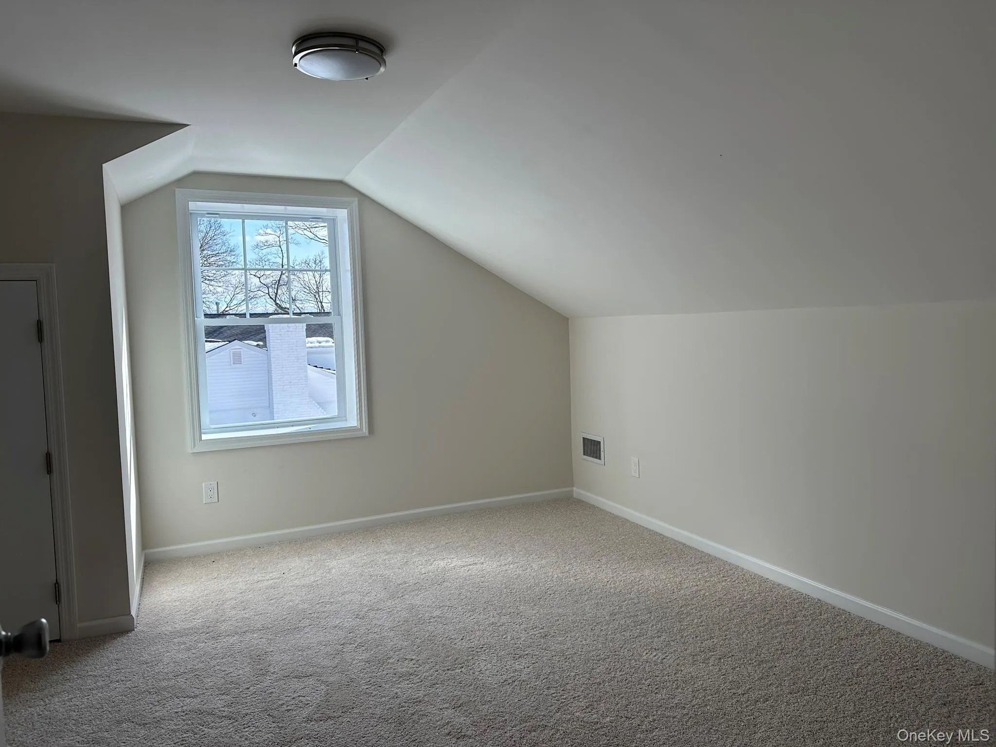 125 Main Street, Smithtown, NY, 7 Bedrooms Bedrooms, 11 Rooms Rooms,5 BathroomsBathrooms,Residential,For Rent,Main,0,1027445 125 Main Street, Smithtown, NY, 7 Bedrooms Bedrooms, 11 Rooms Rooms,5 BathroomsBathrooms,Residential,For Rent,Main,0,1027445