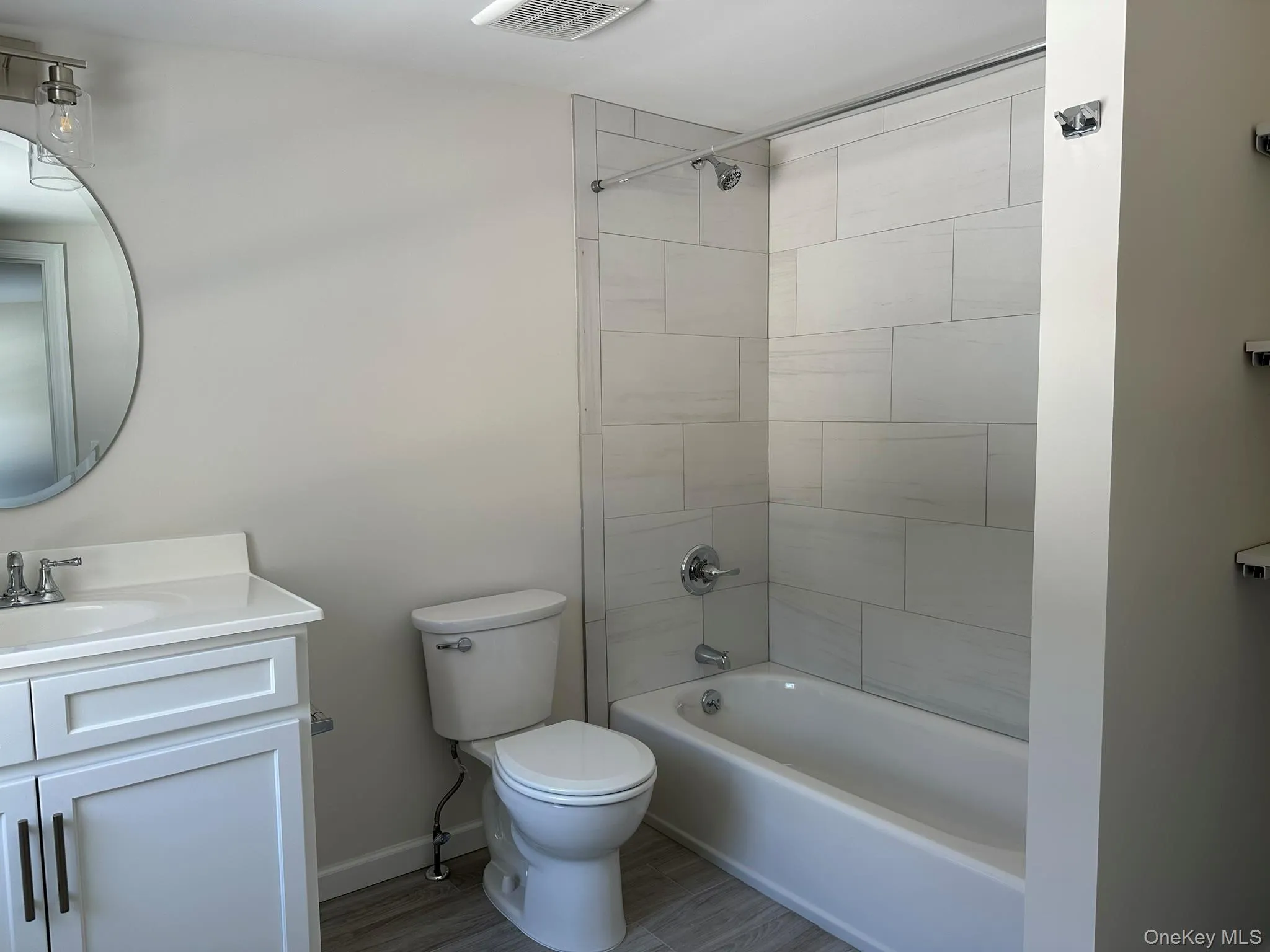 125 Main Street, Smithtown, NY, 7 Bedrooms Bedrooms, 11 Rooms Rooms,5 BathroomsBathrooms,Residential,For Rent,Main,0,1027445 125 Main Street, Smithtown, NY, 7 Bedrooms Bedrooms, 11 Rooms Rooms,5 BathroomsBathrooms,Residential,For Rent,Main,0,1027445